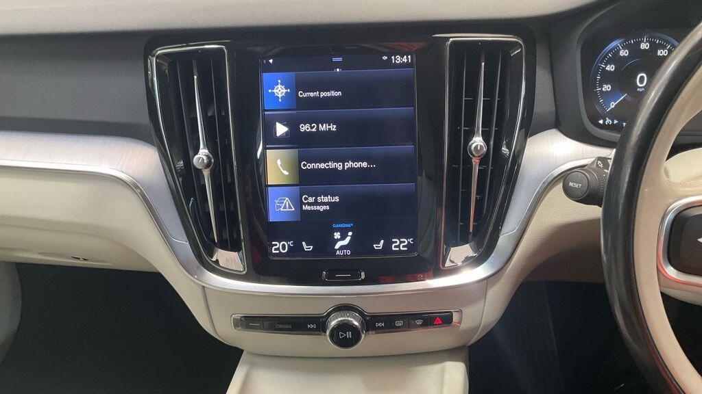 Volvo V60 - Image 2
