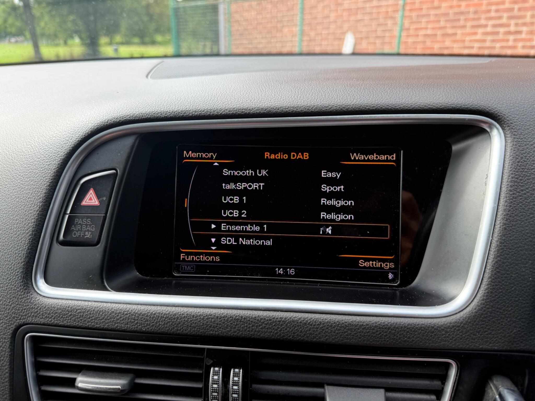 Audi Q5 - Image 13