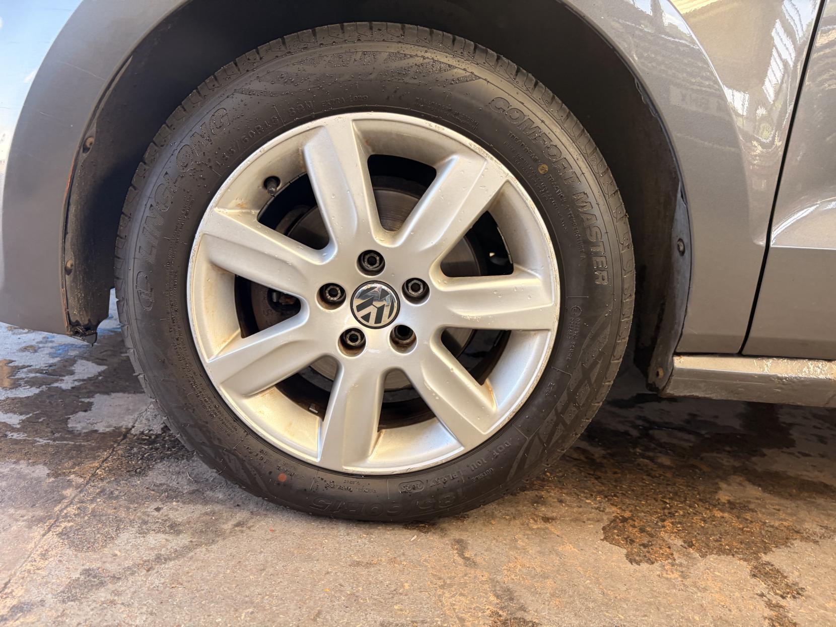 Volkswagen Polo - Image 16