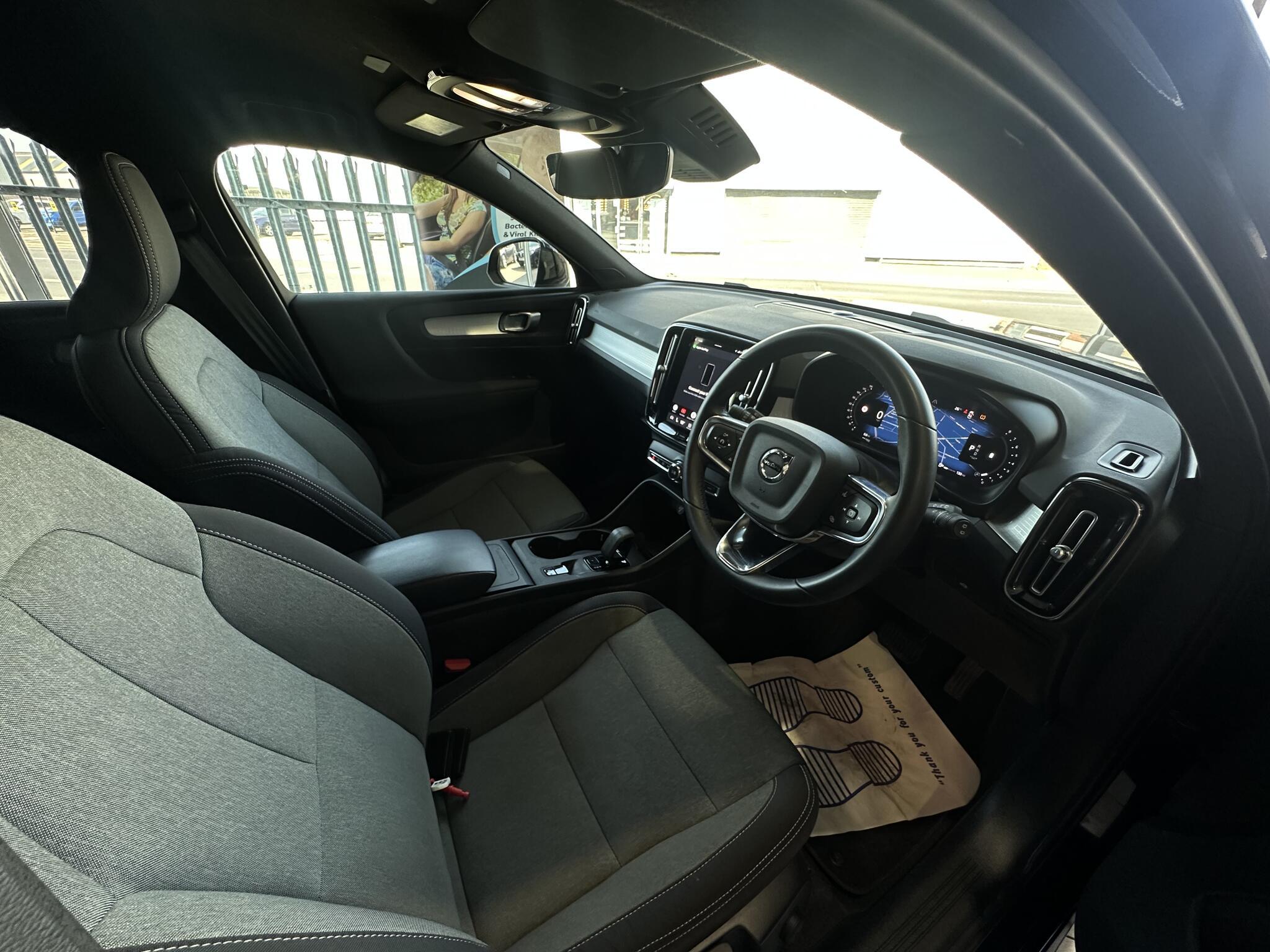 Volvo XC40 - Image 14