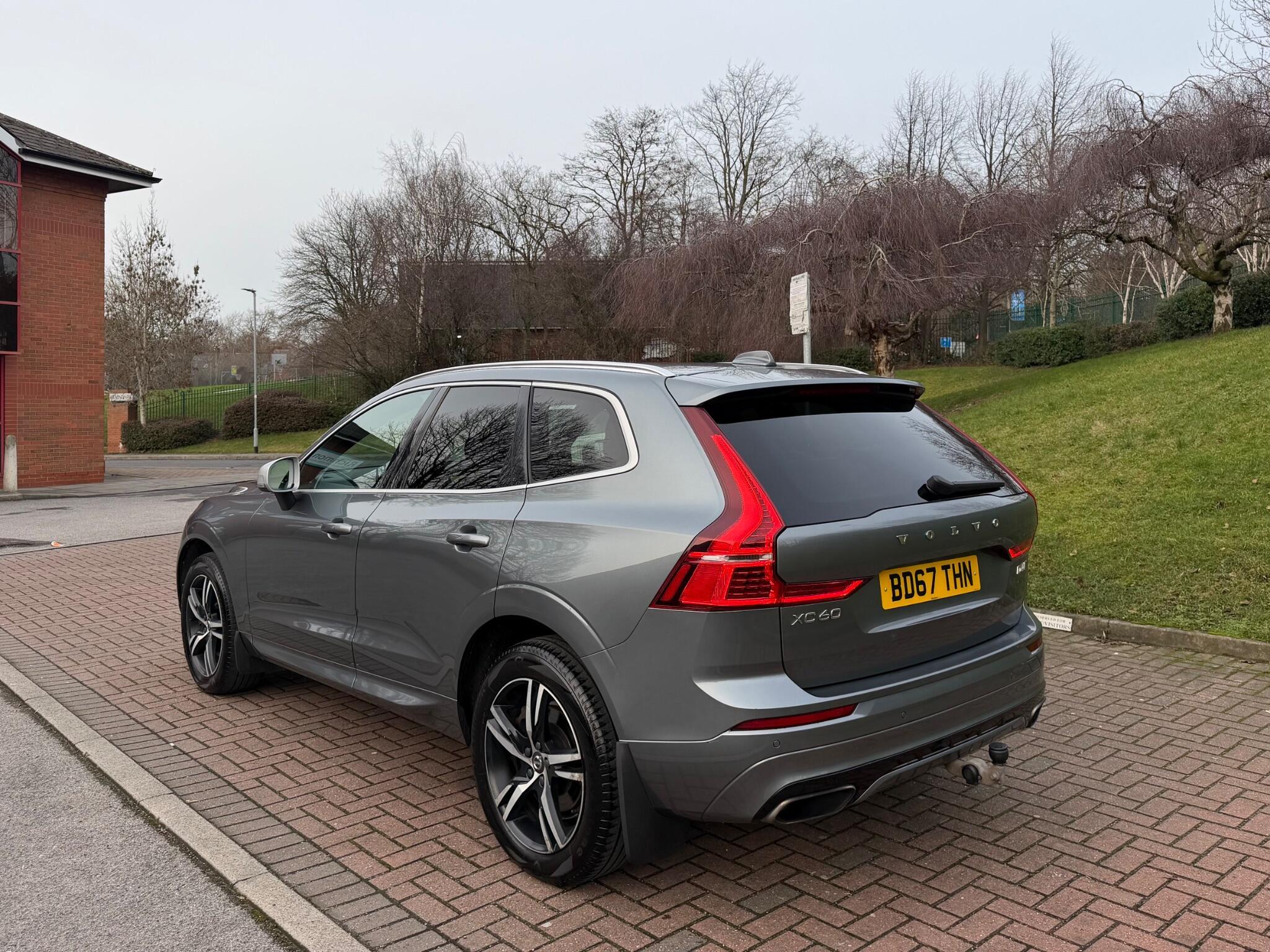 Volvo XC60 - Image 8