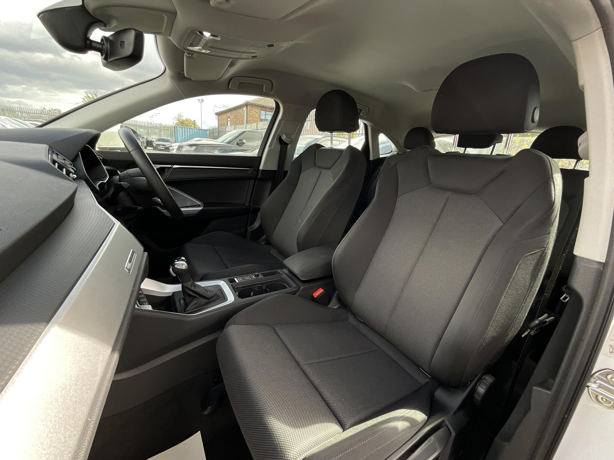 Audi Q3 - Image 13
