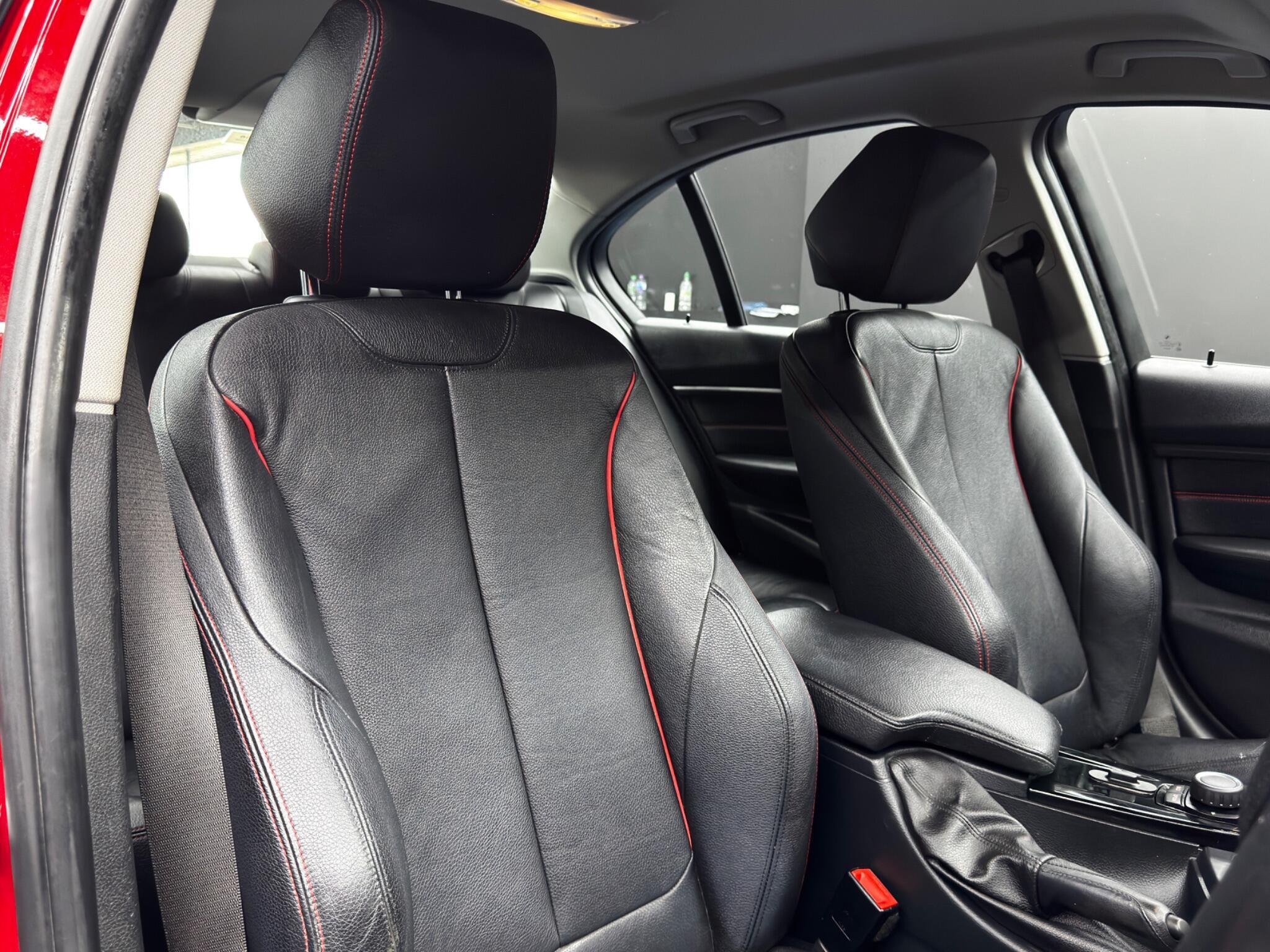 BMW 3 Series - Image 12