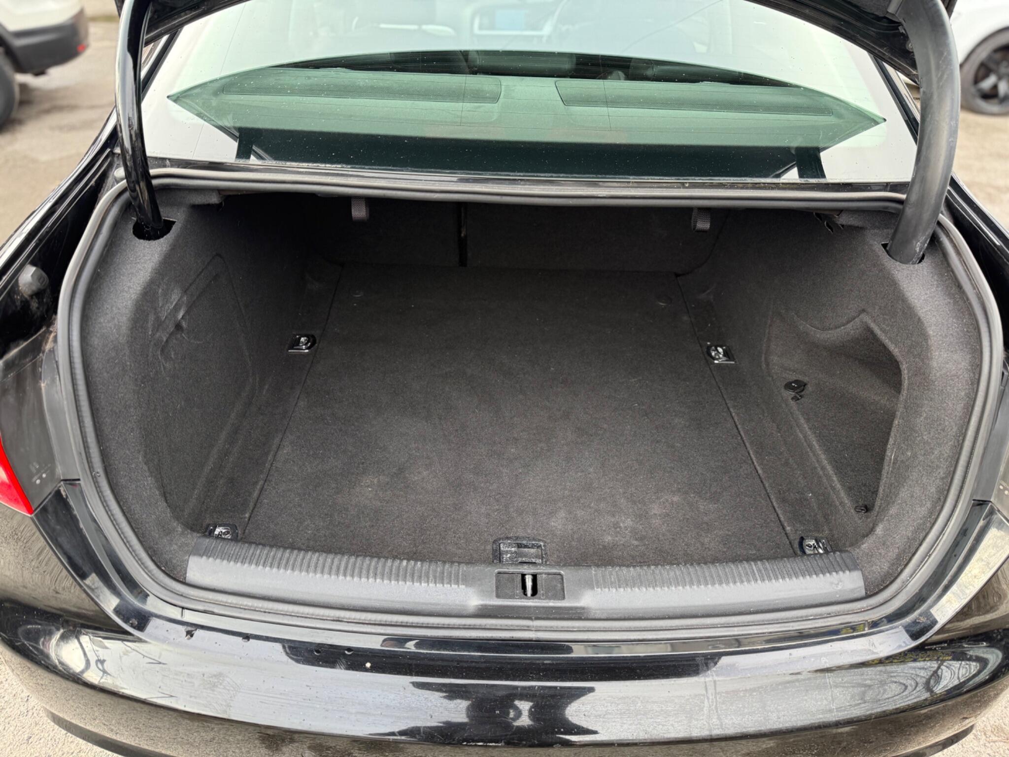 Audi A4 - Image 31