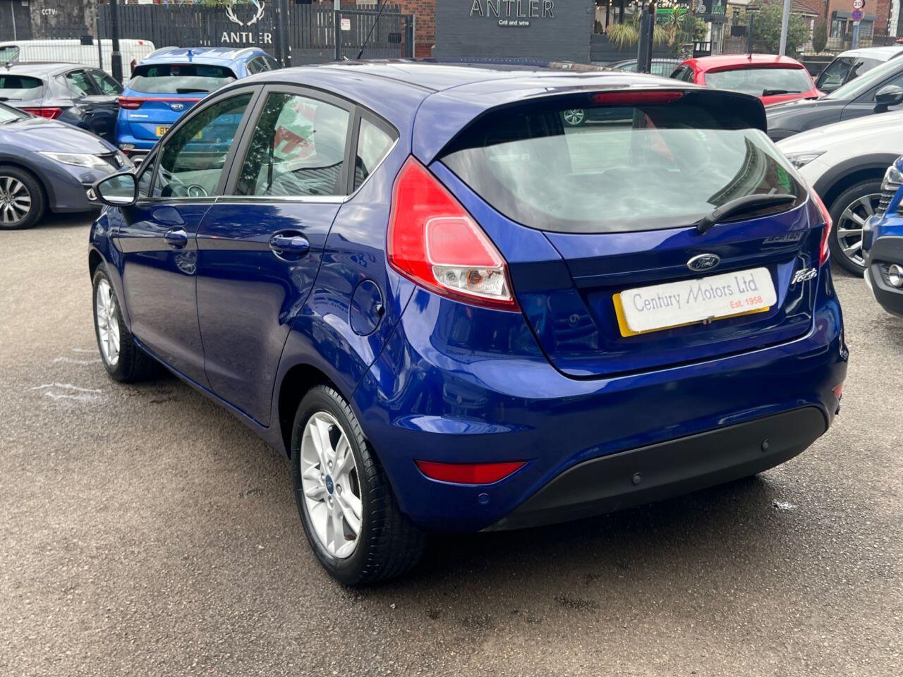 Ford Fiesta - Image 5