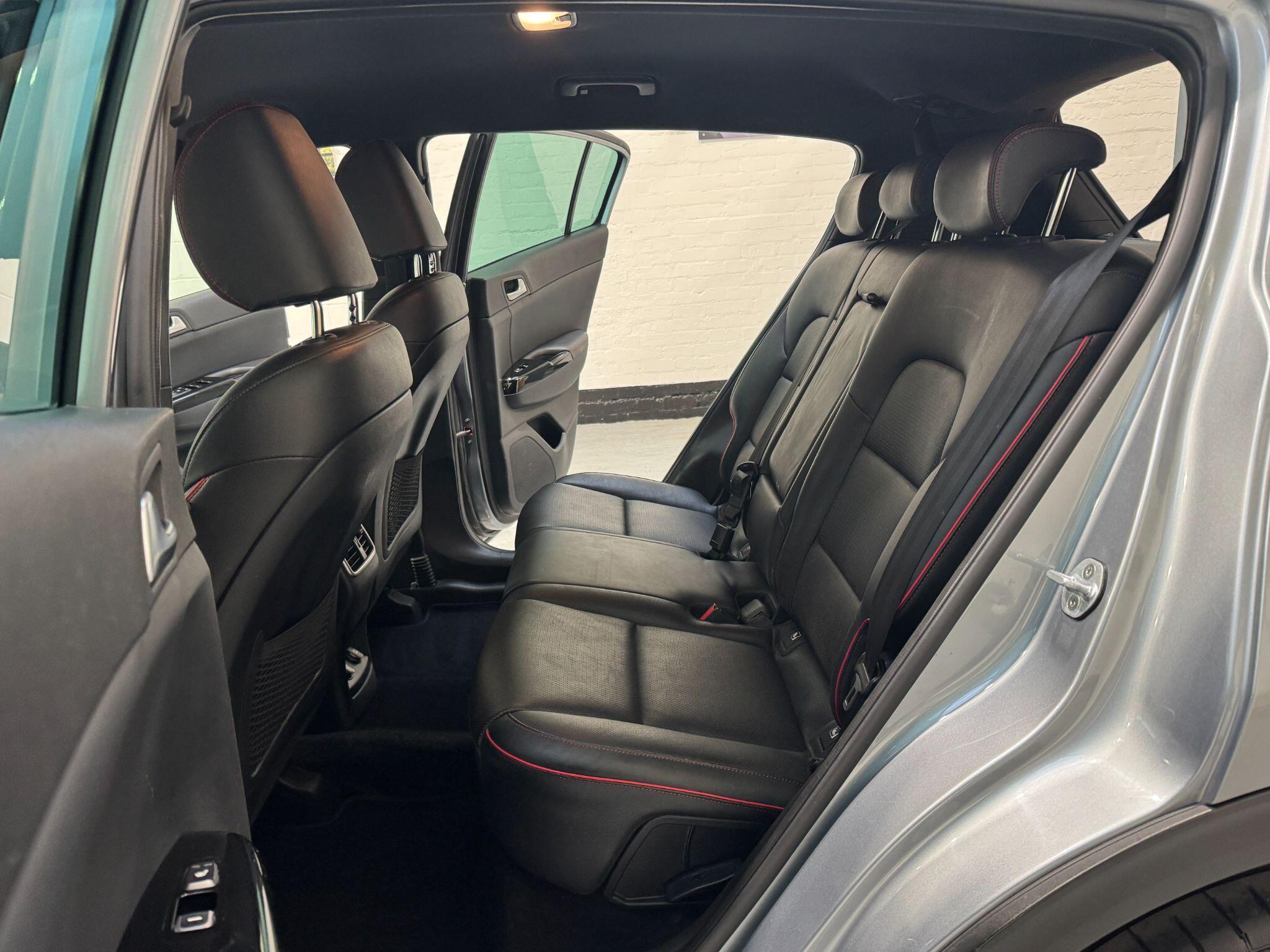 Kia Sportage - Image 78