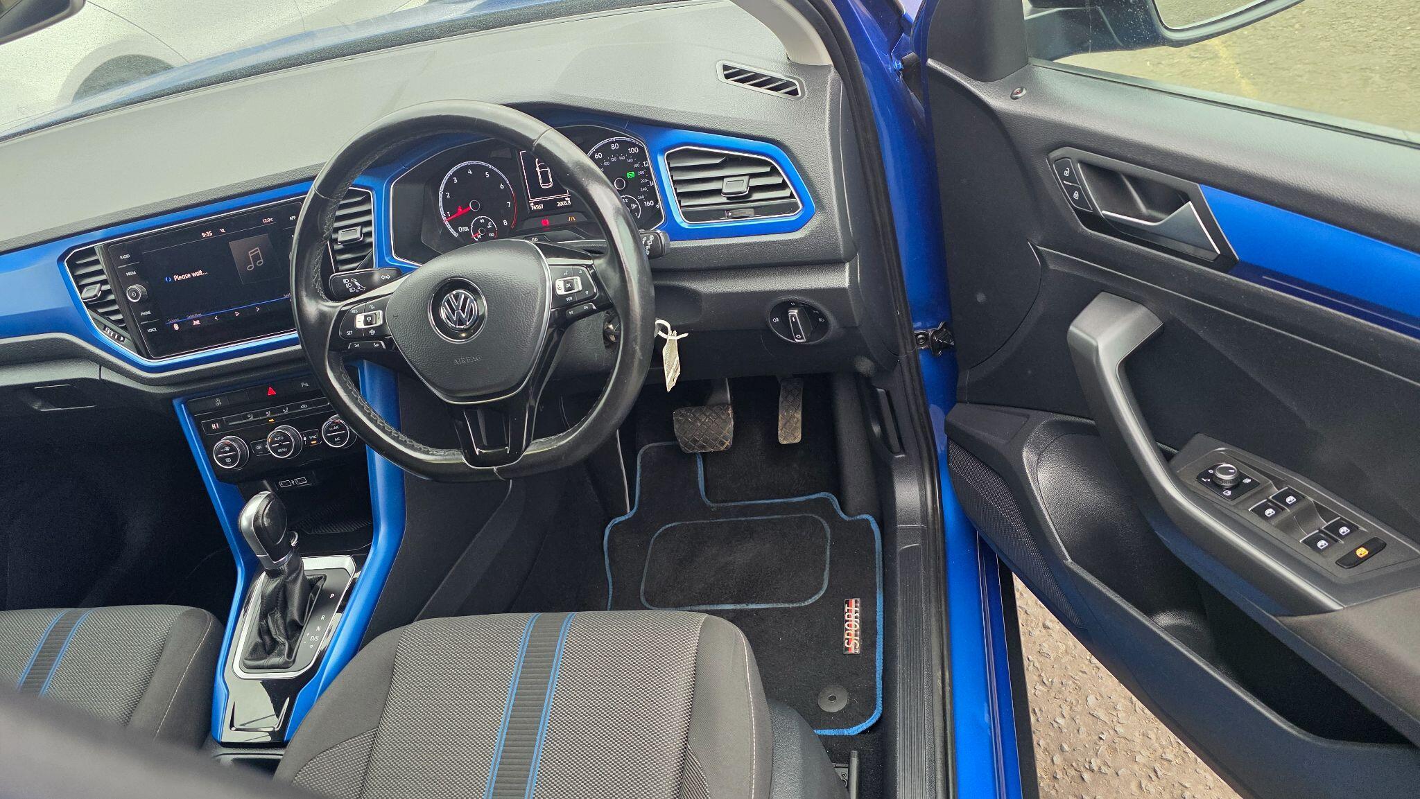 Volkswagen T-Roc - Image 24