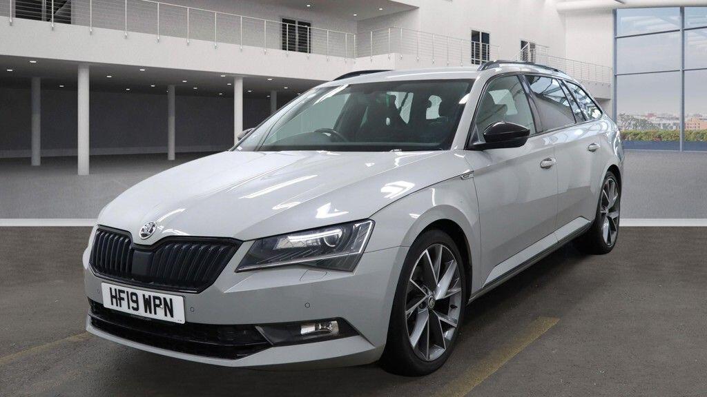 Skoda Superb - Image 4