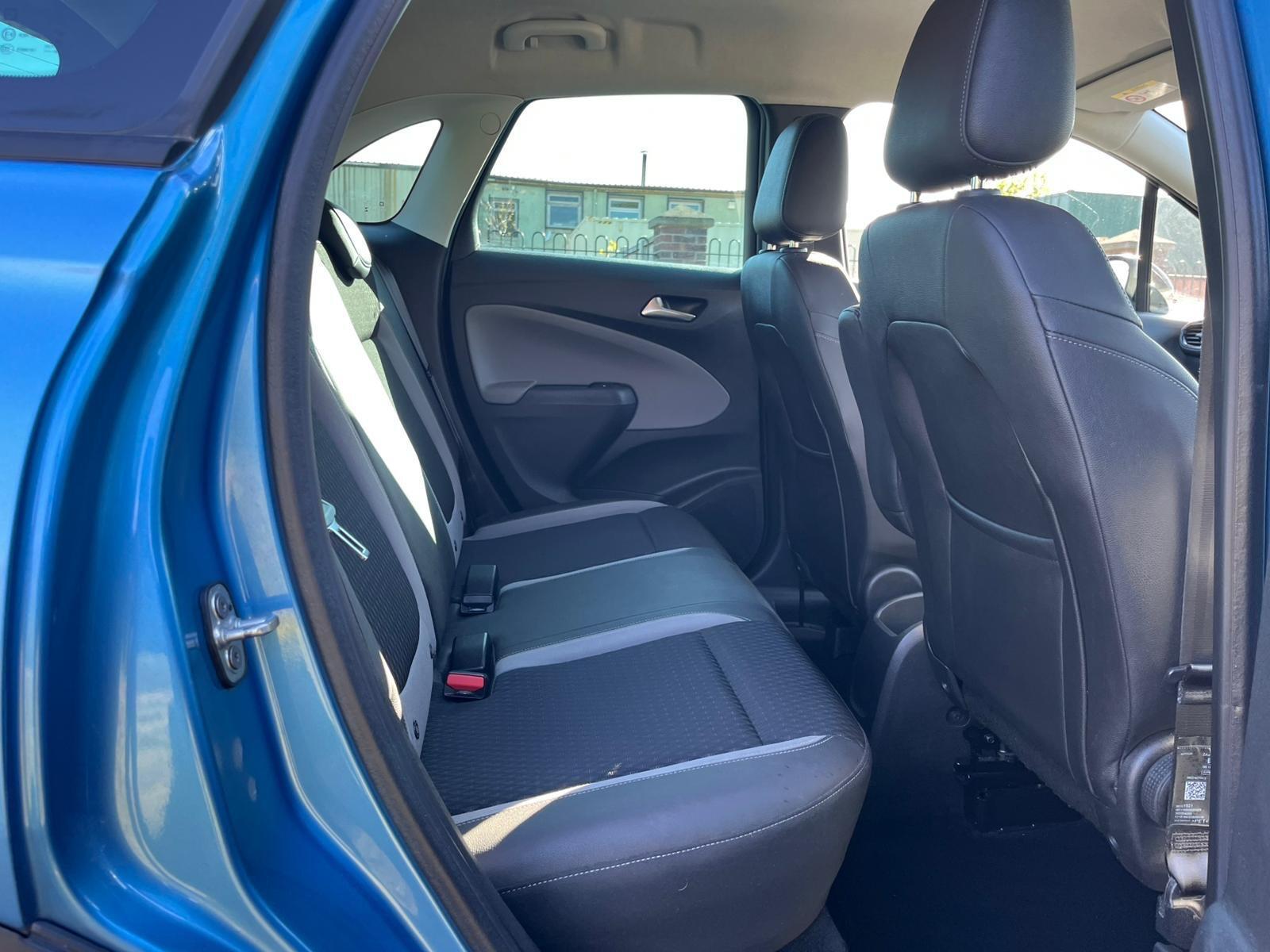 Vauxhall Crossland X - Image 12