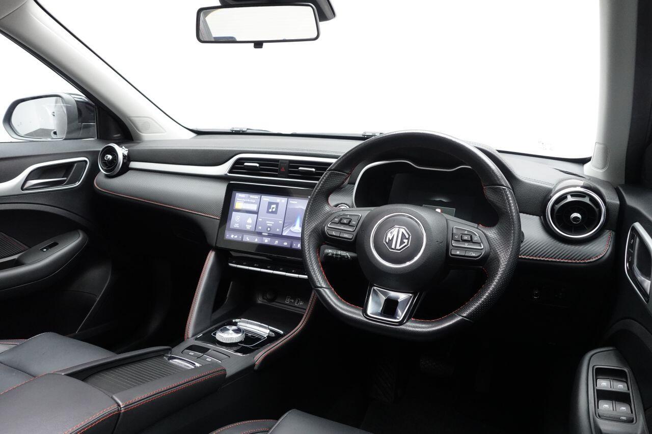MG MG ZS - Image 15