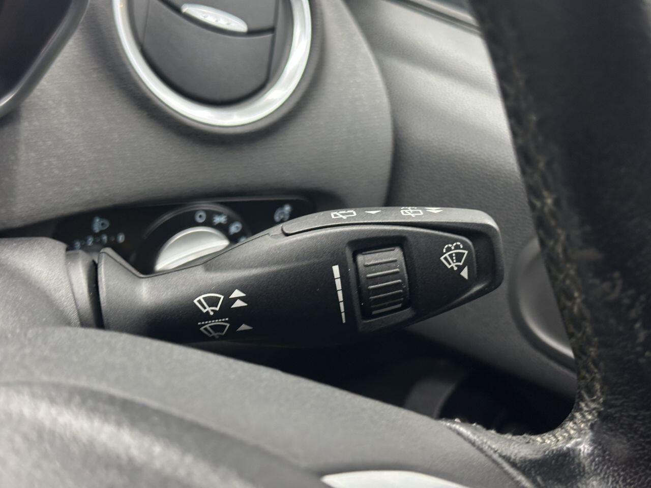 Ford Fiesta - Image 27