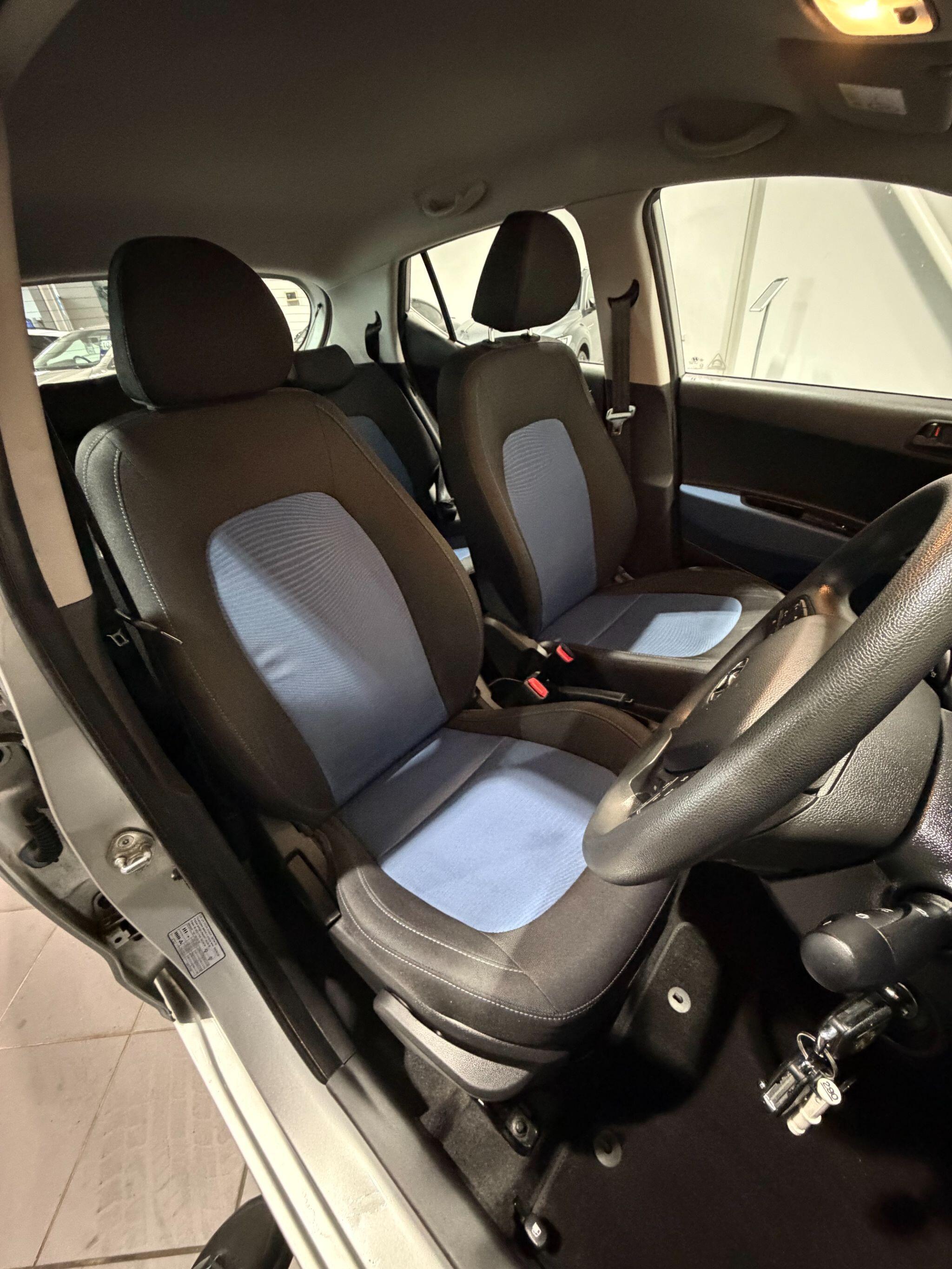 Hyundai i10 - Image 11