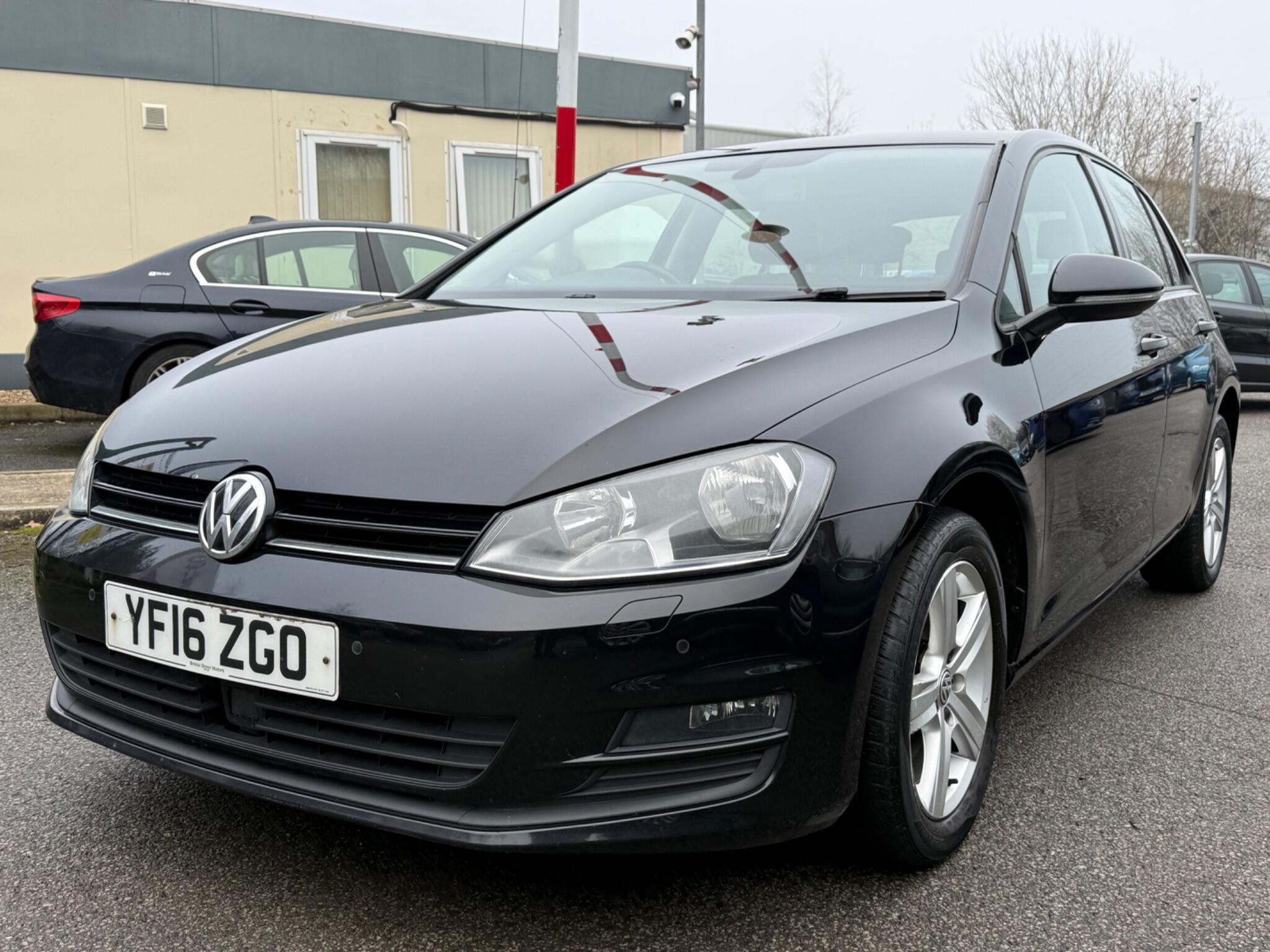 Volkswagen Golf - Image 6