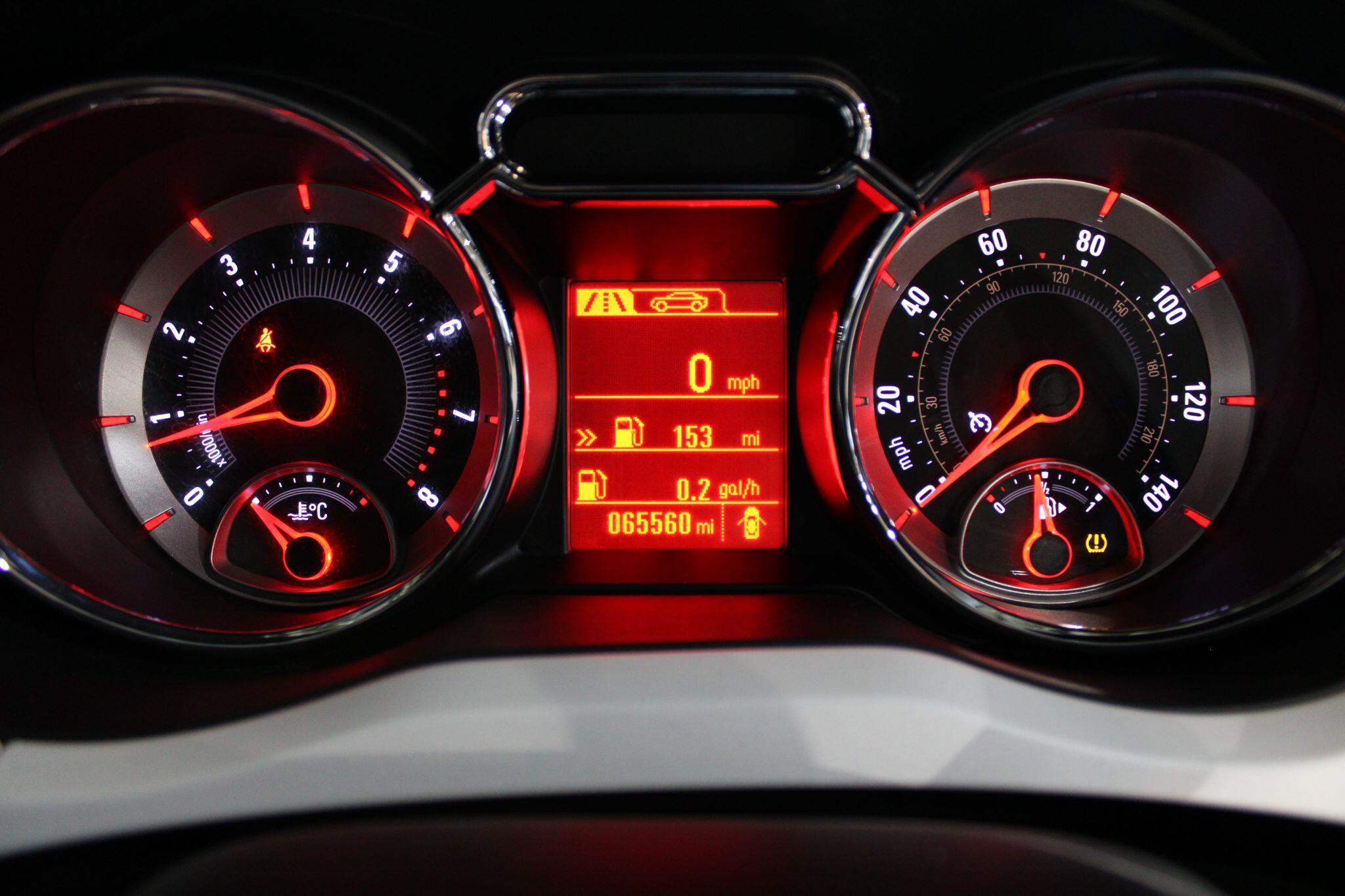 Vauxhall ADAM - Image 13
