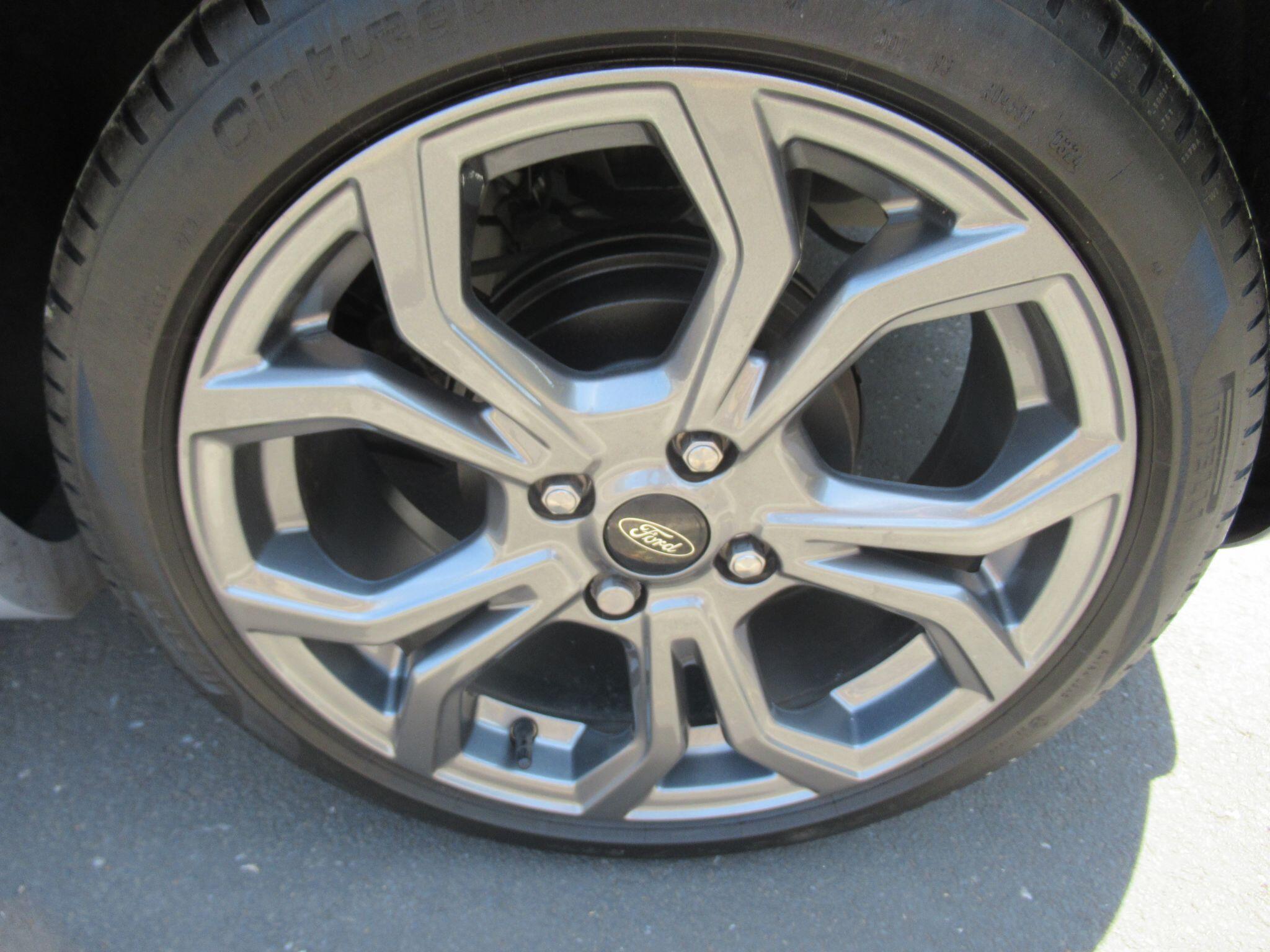 Ford Fiesta - Image 14