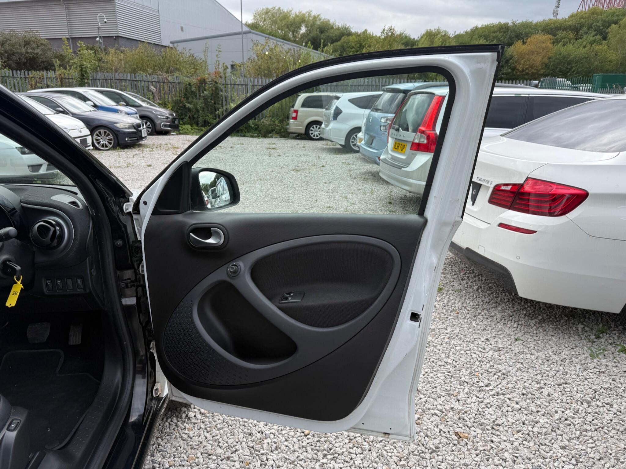 Smart Forfour - Image 10