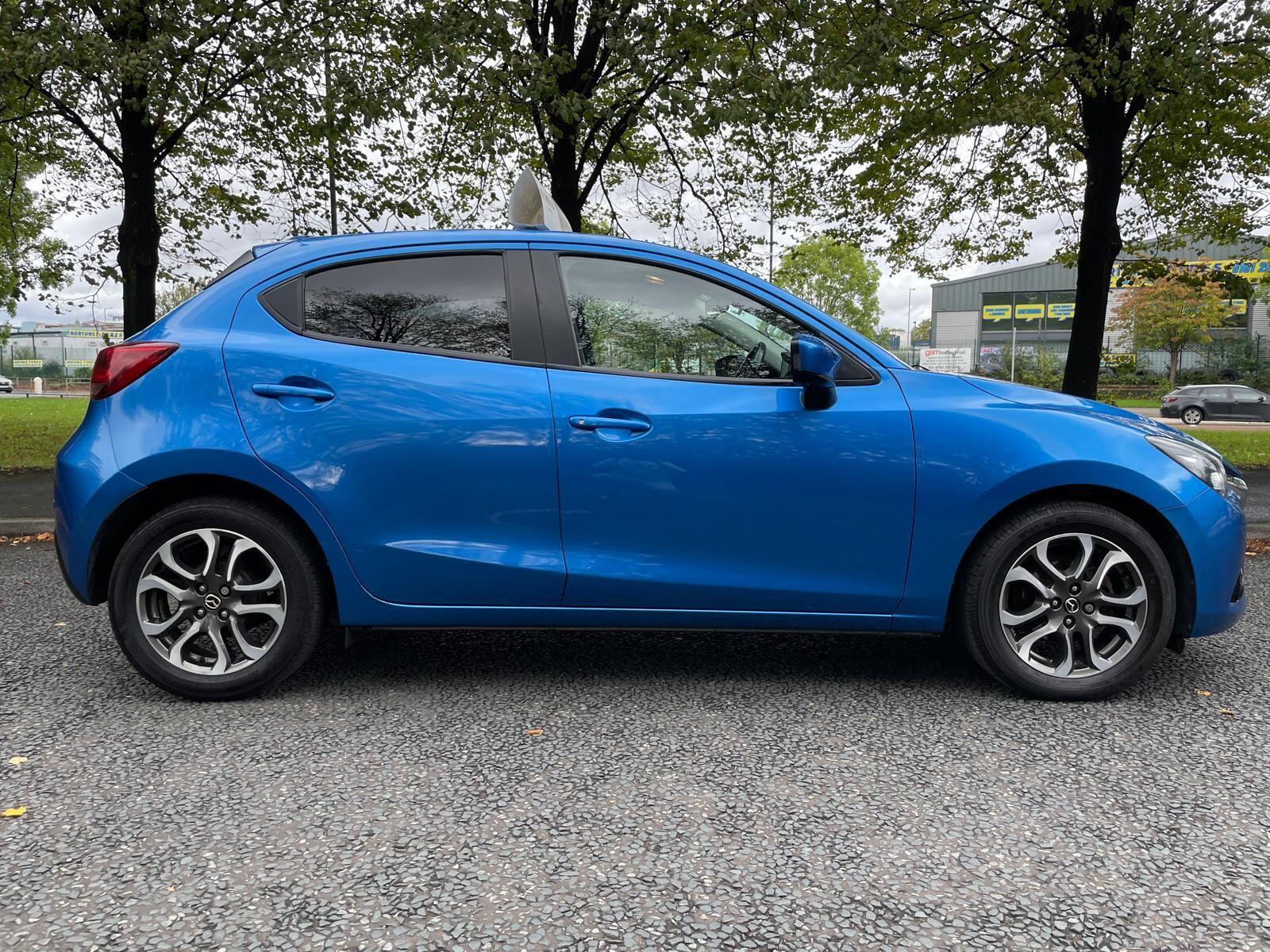 Mazda MAZDA2 - Image 8