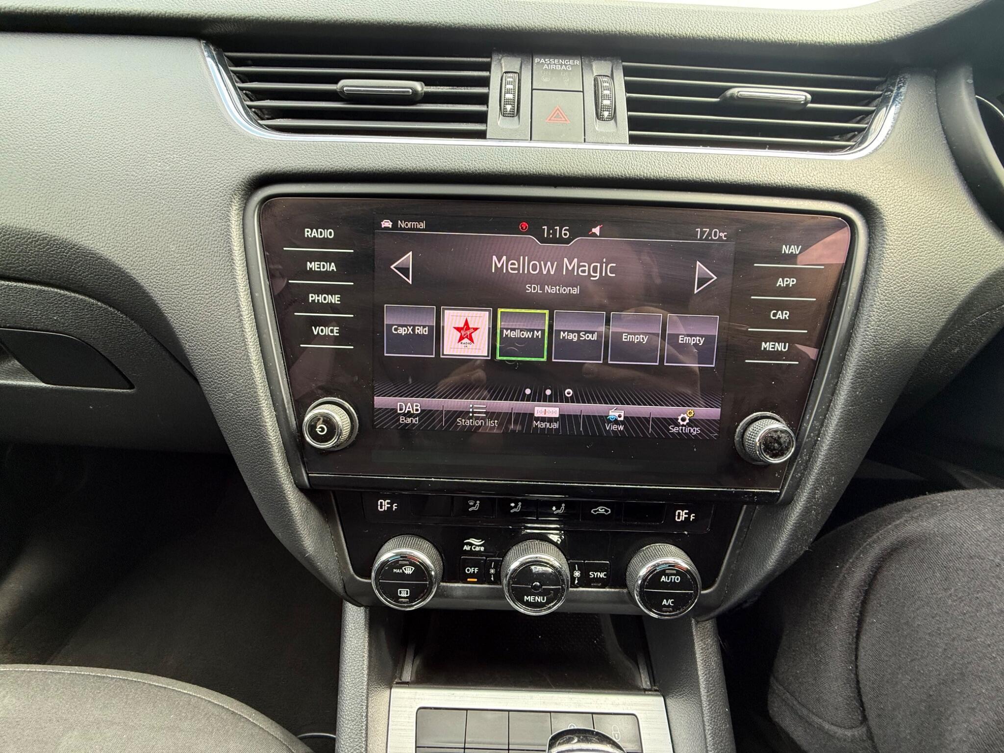 Skoda Octavia - Image 10