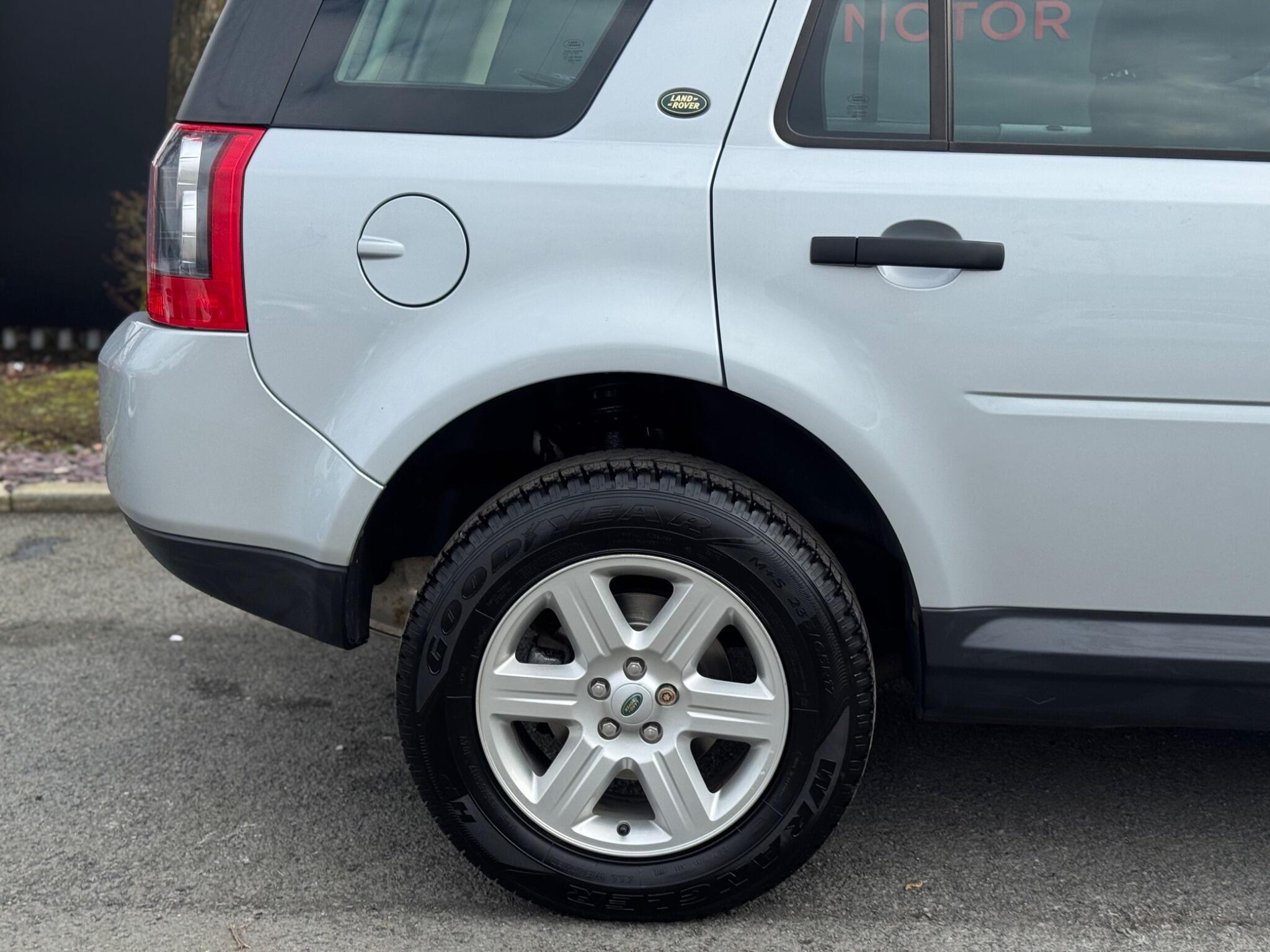 Land Rover Freelander 2 - Image 17