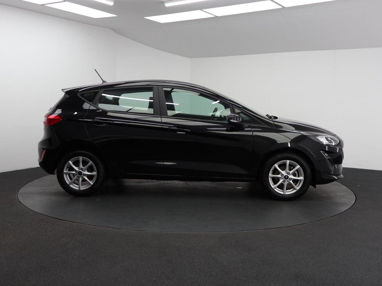 Ford Fiesta - Image 15