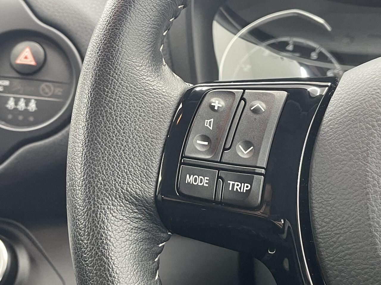 Toyota Yaris - Image 36