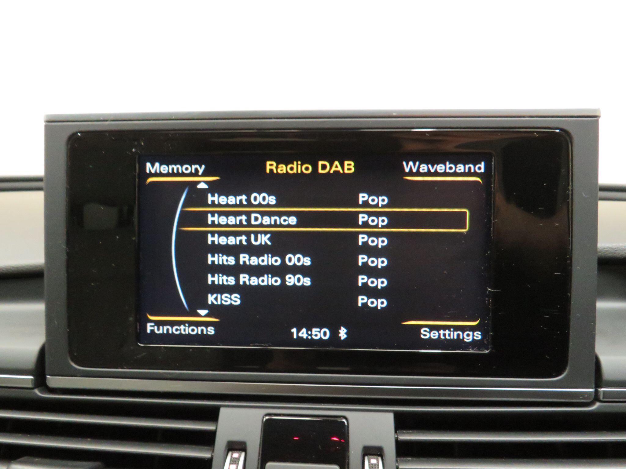 Audi A6 Avant - Image 19