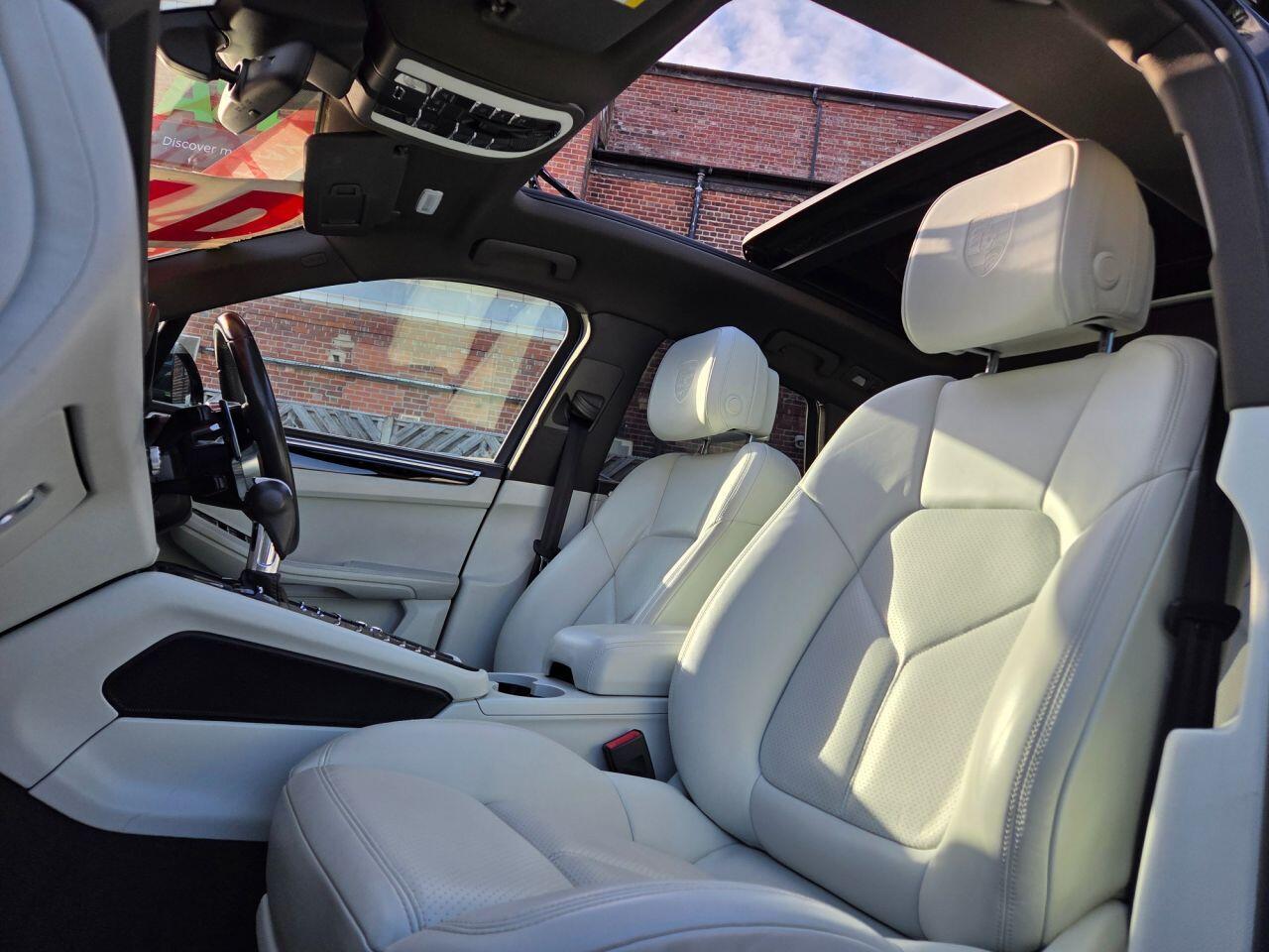 Porsche Macan - Image 21