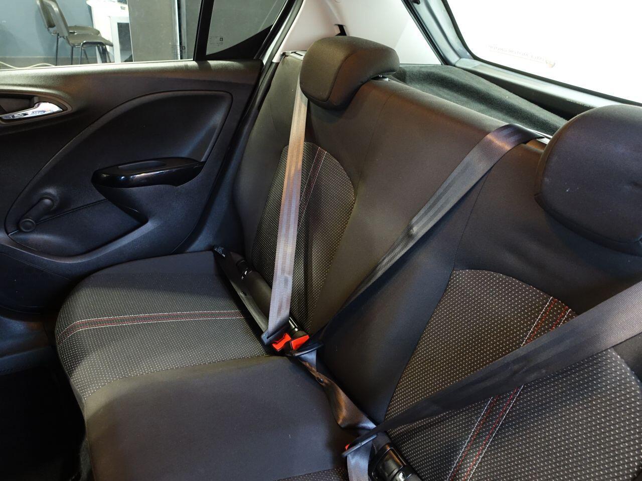 Vauxhall Corsa - Image 22