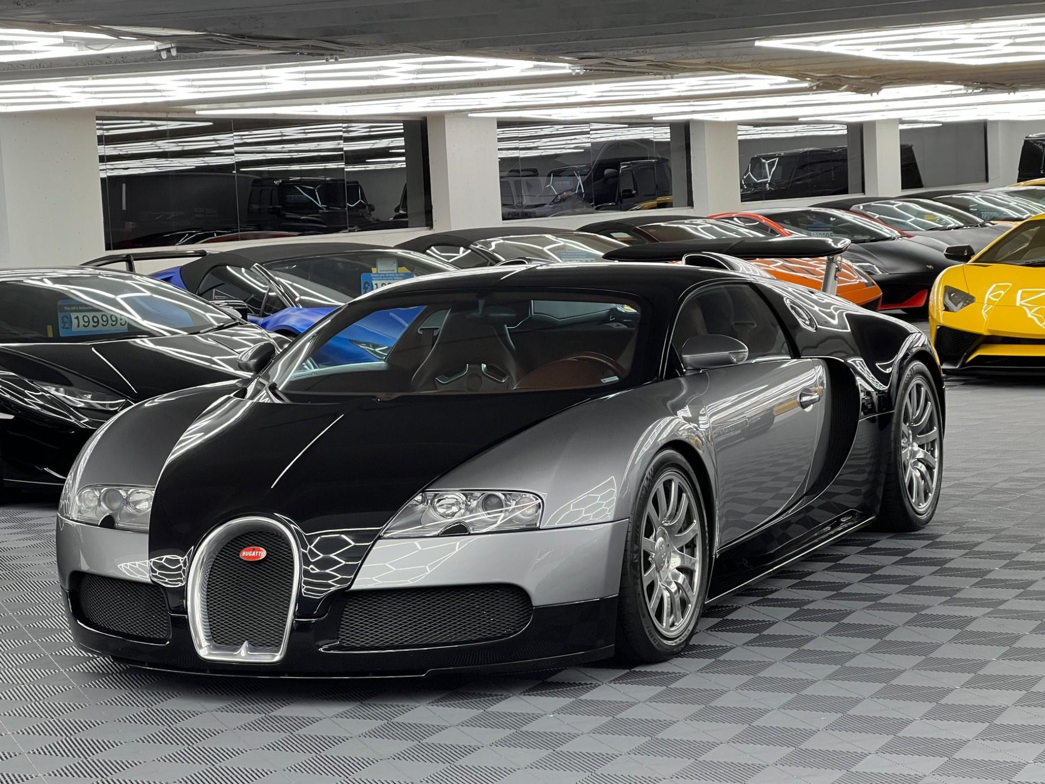 Bugatti Veyron - Image 7