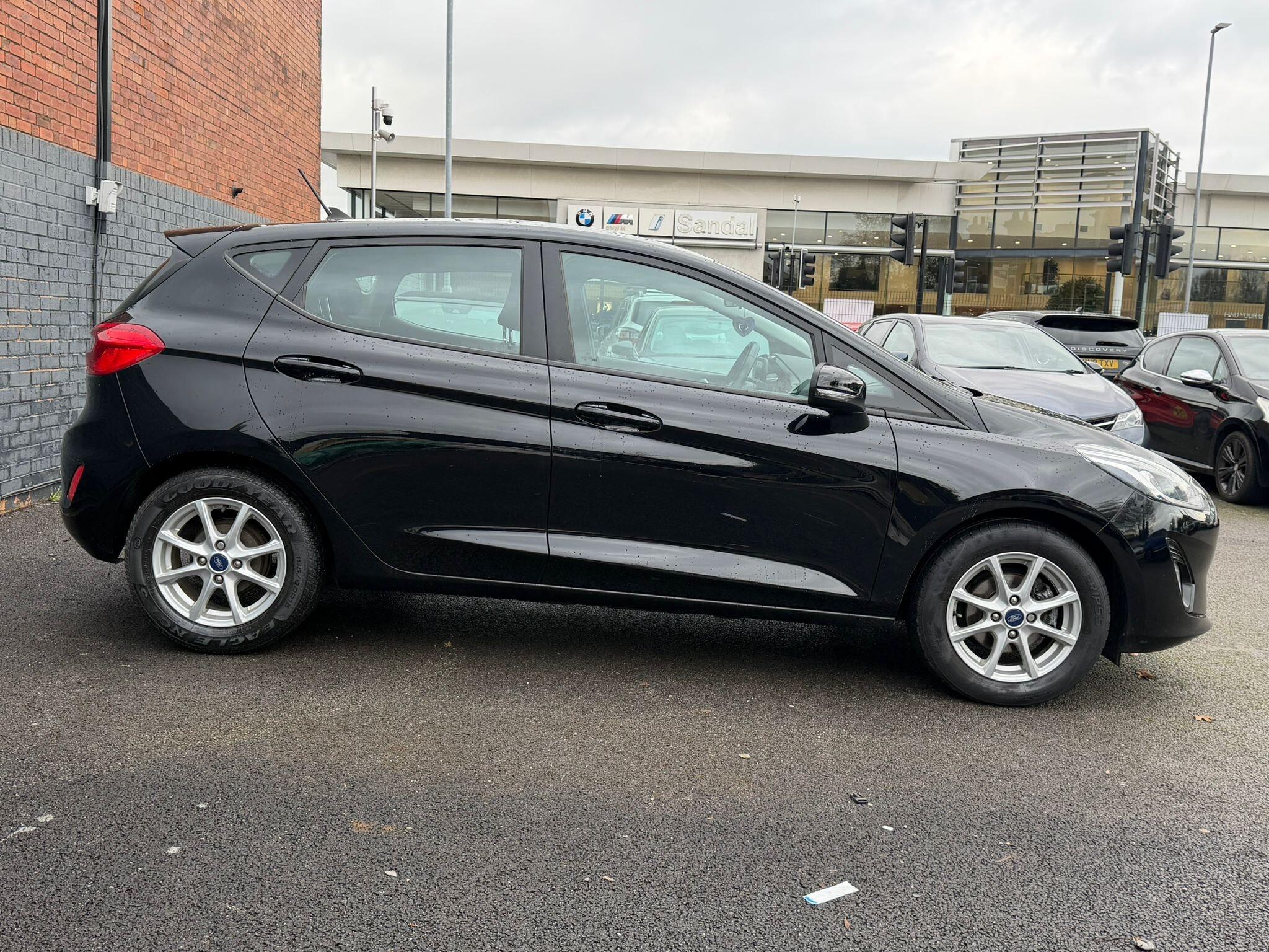 Ford Fiesta - Image 7
