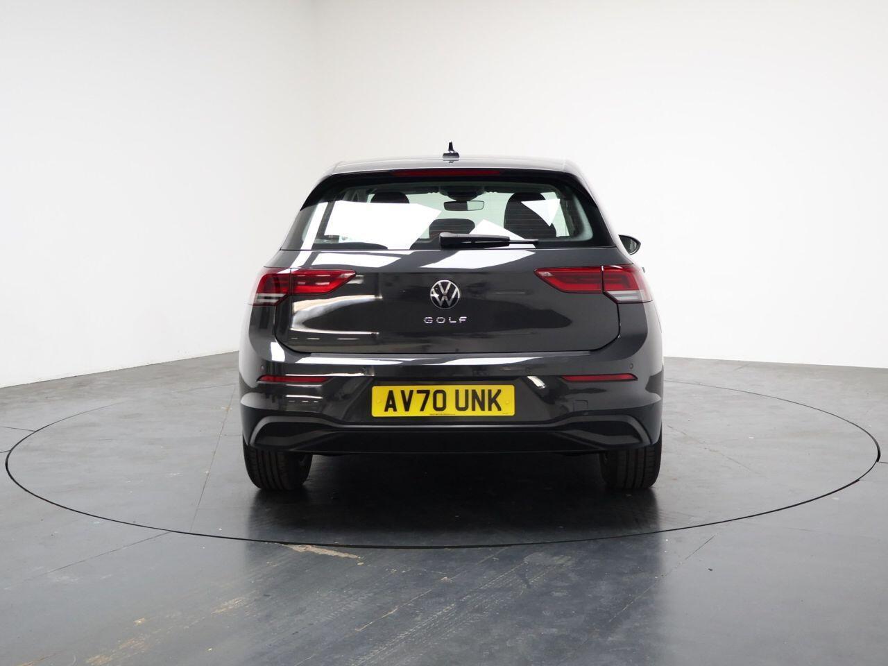 Volkswagen Golf - Image 11