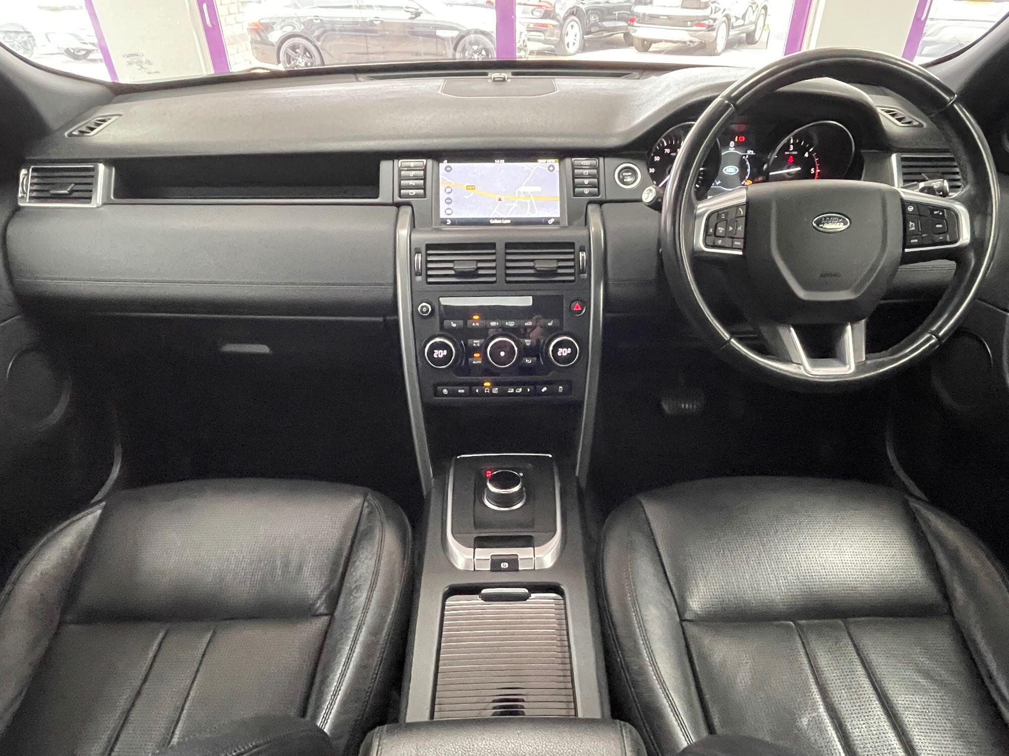 Land Rover DISCOVERY SPORT - Image 2