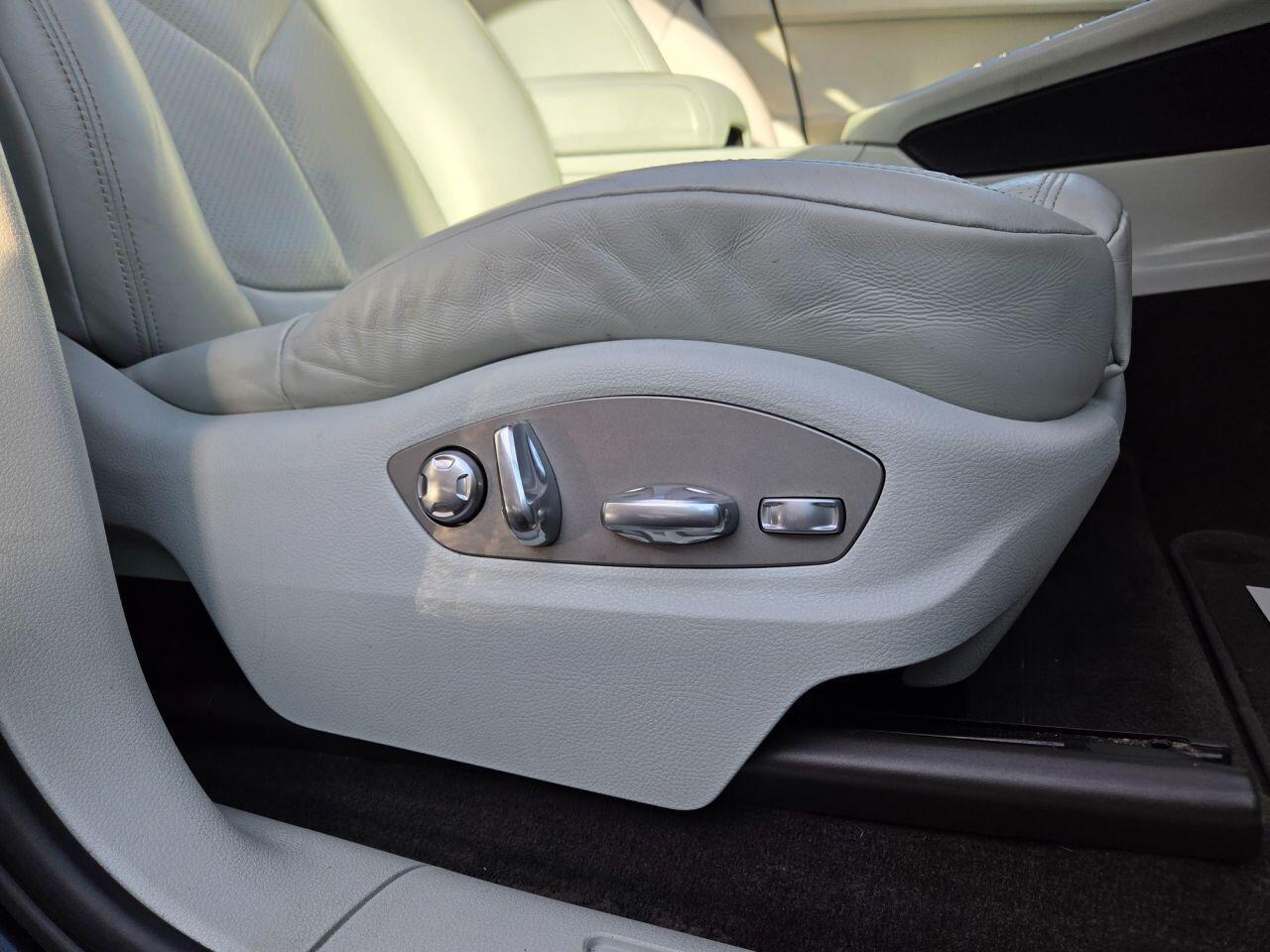 Porsche Macan - Image 35