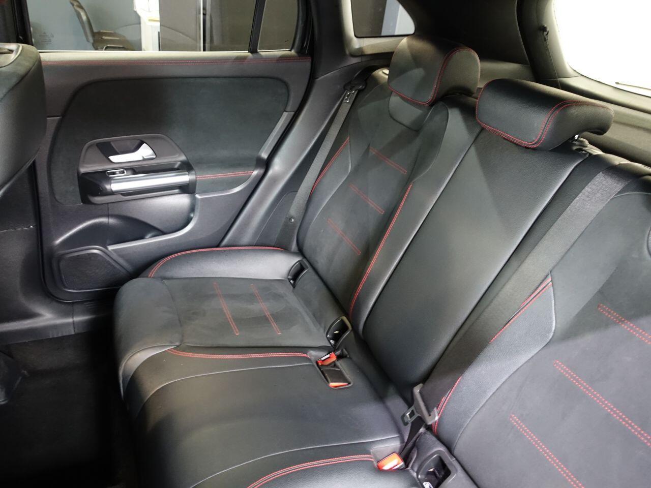 Mercedes-benz GLA - Image 17