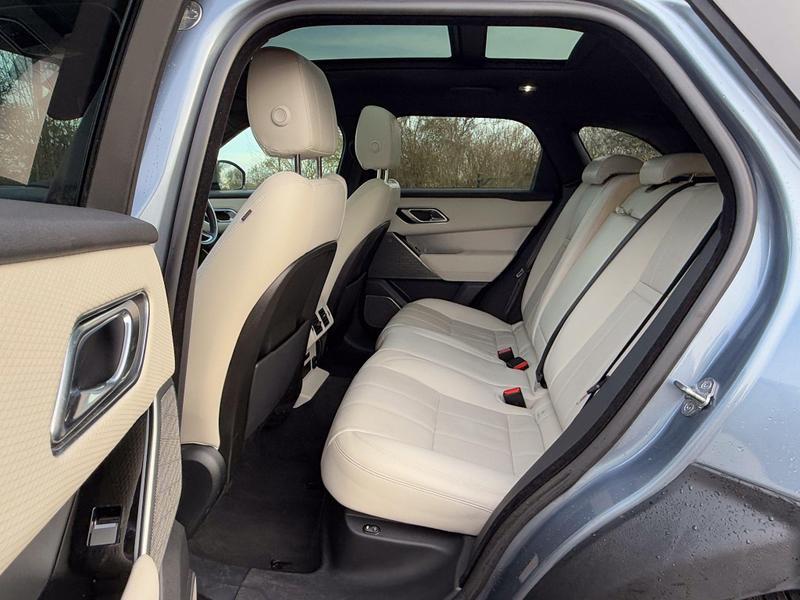 Land Rover Range Rover Velar - Image 10