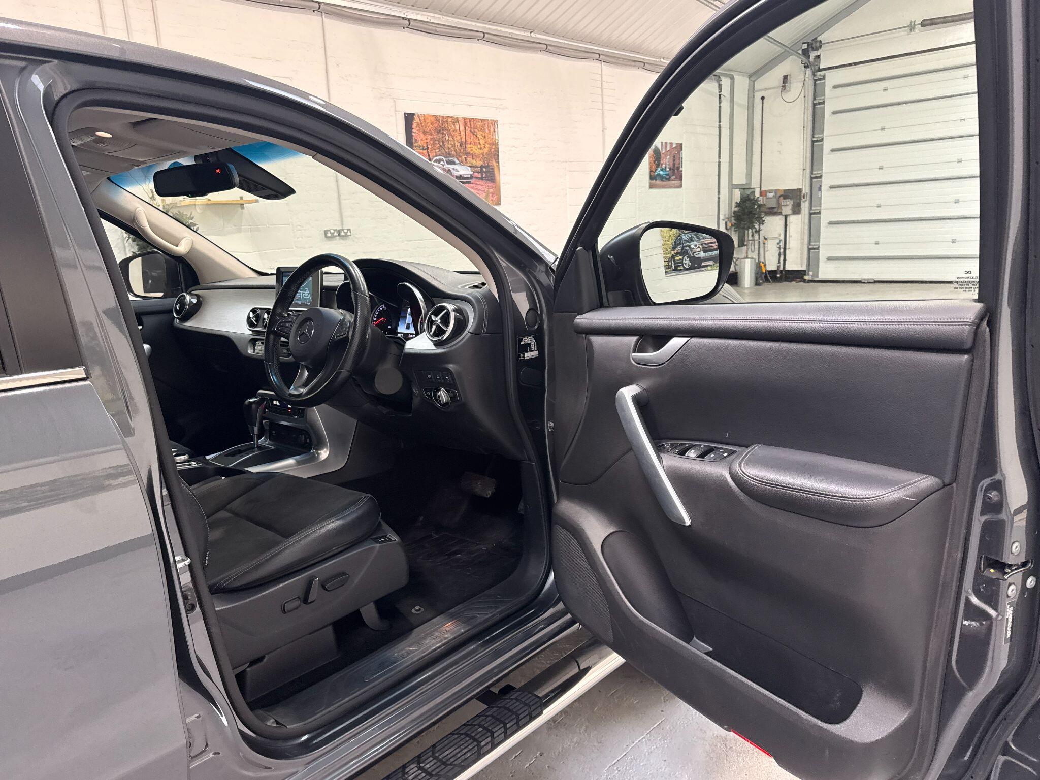 Mercedes X Class - Image 19