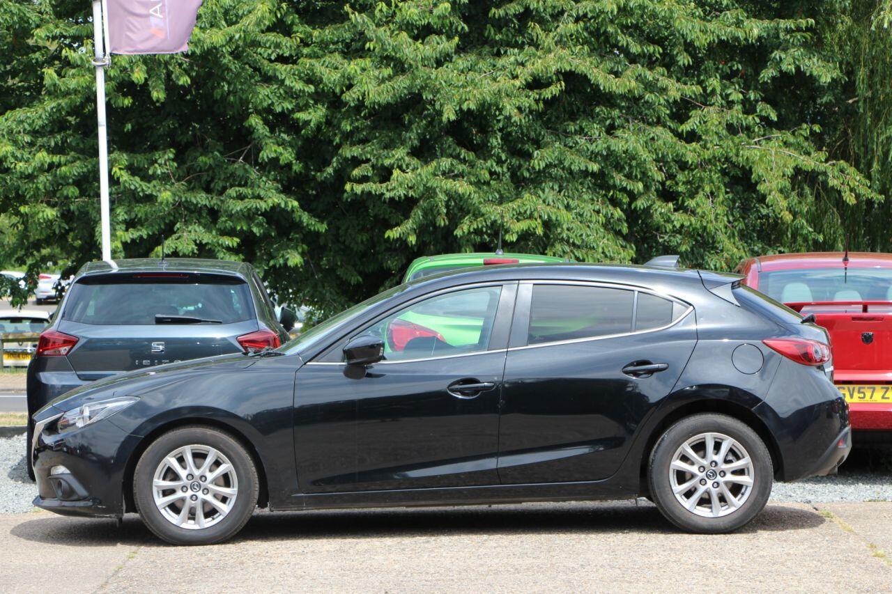 Mazda MAZDA3 - Image 7