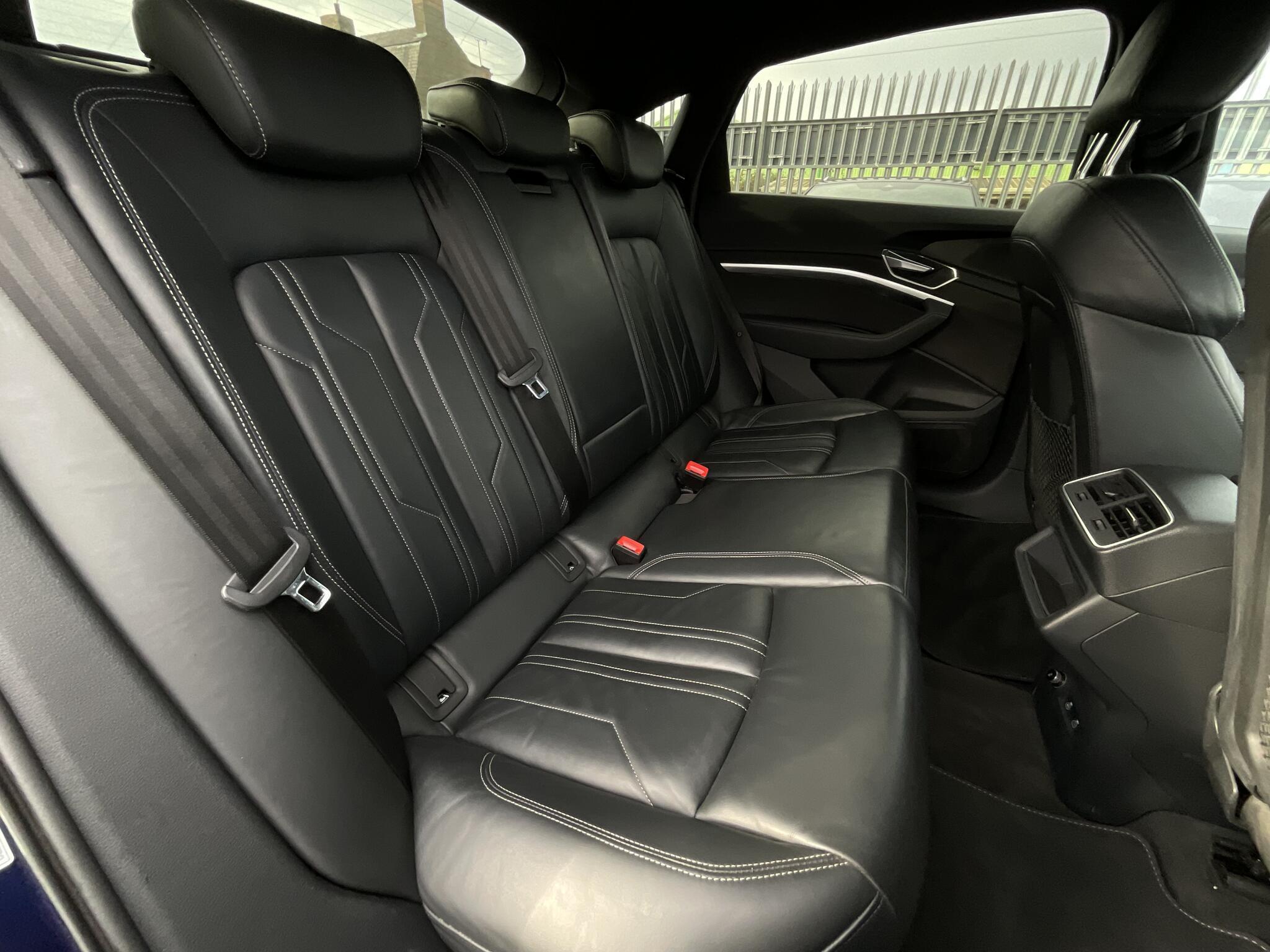 Audi E-Tron - Image 11