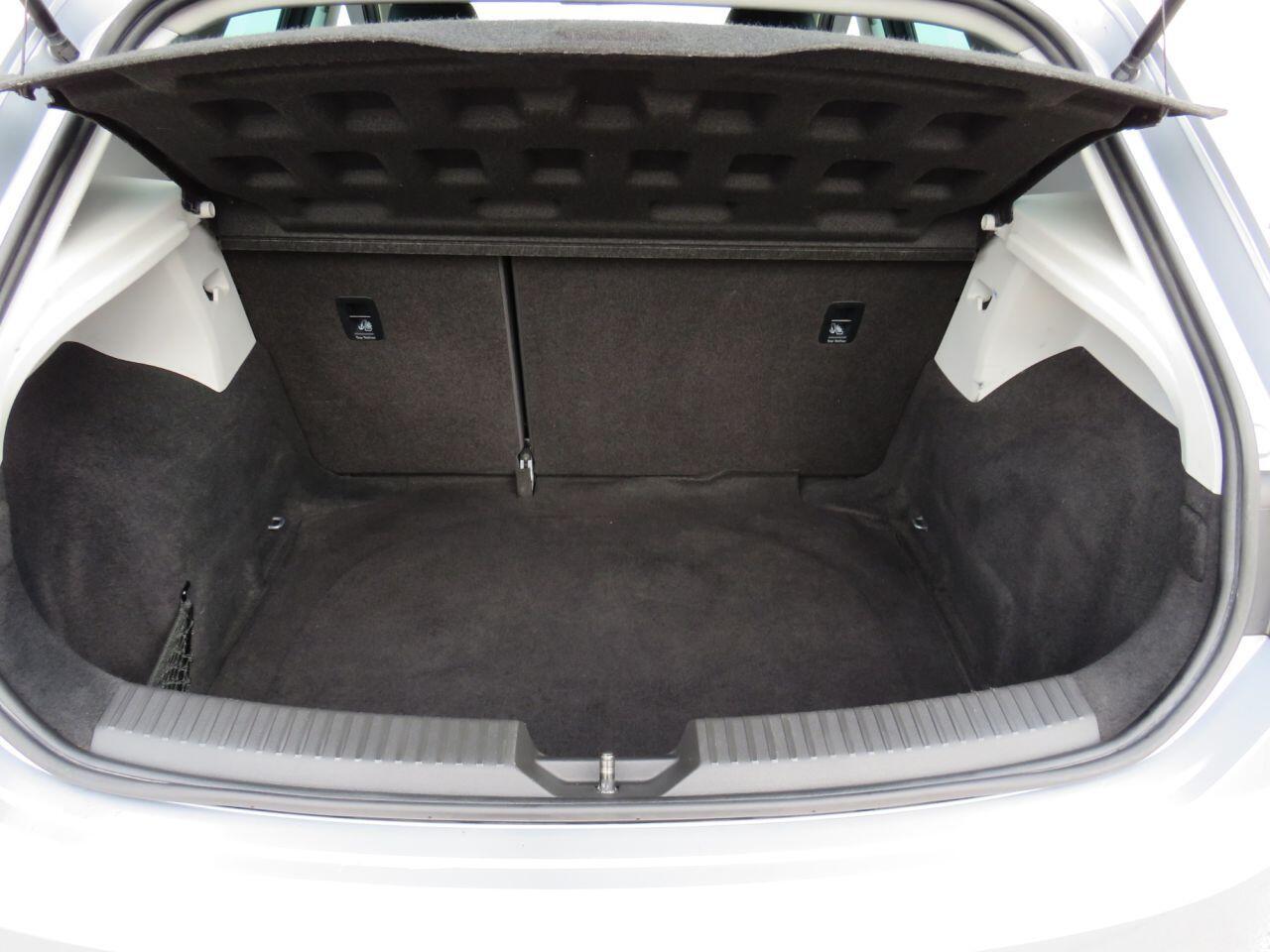 SEAT Leon - Image 11