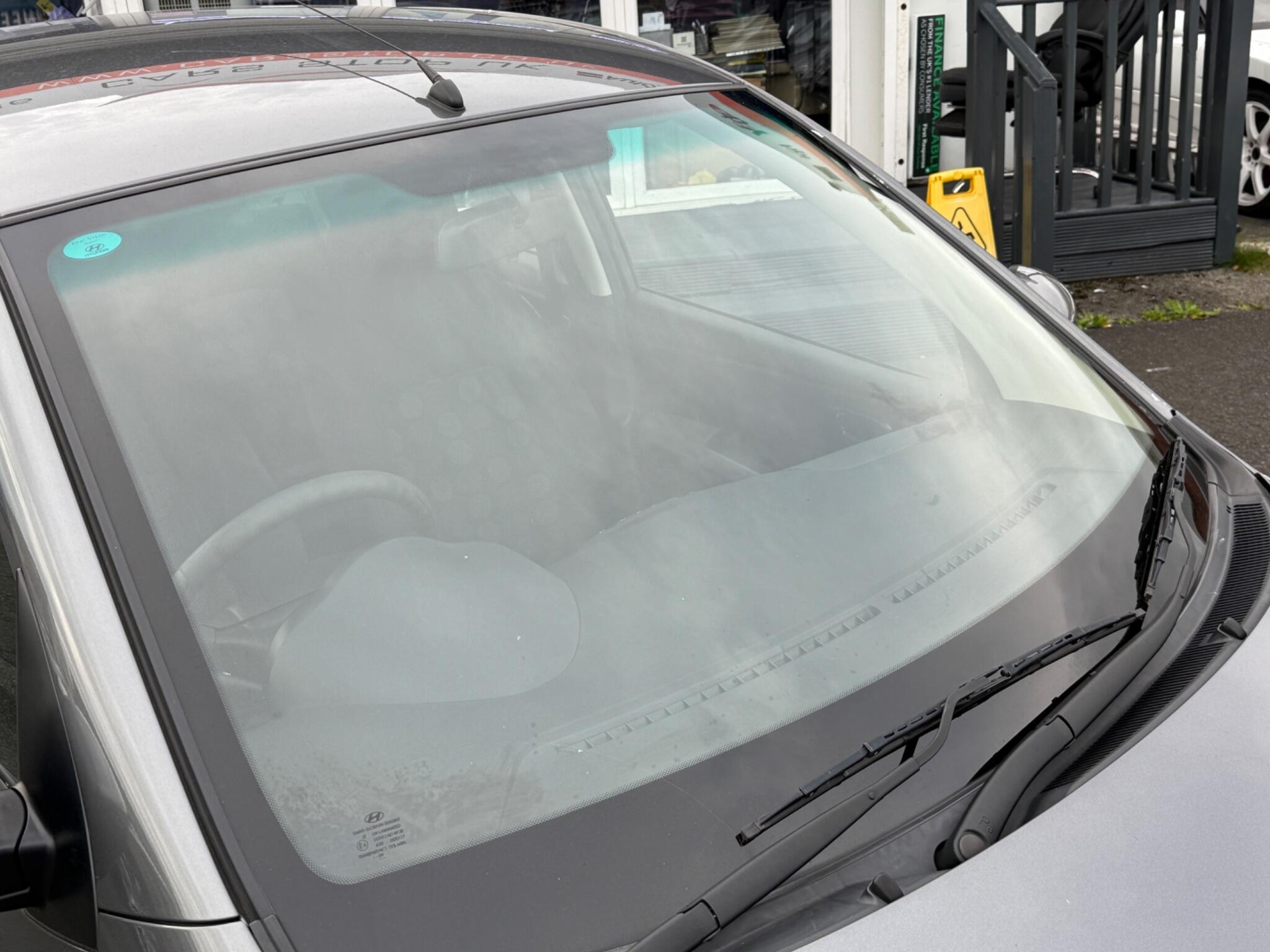 Hyundai i10 - Image 9