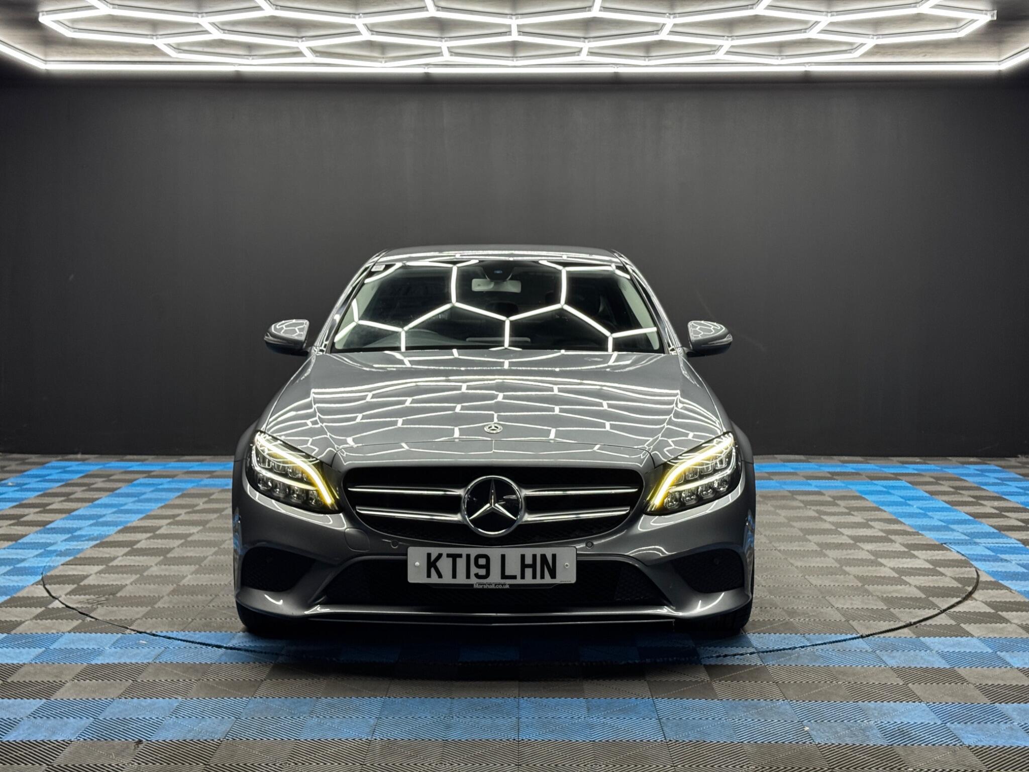 Mercedes C Class - Image 2