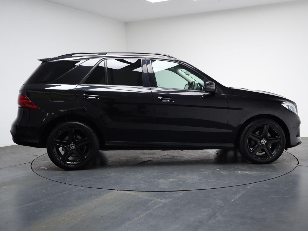 Mercedes-benz GLE - Image 14