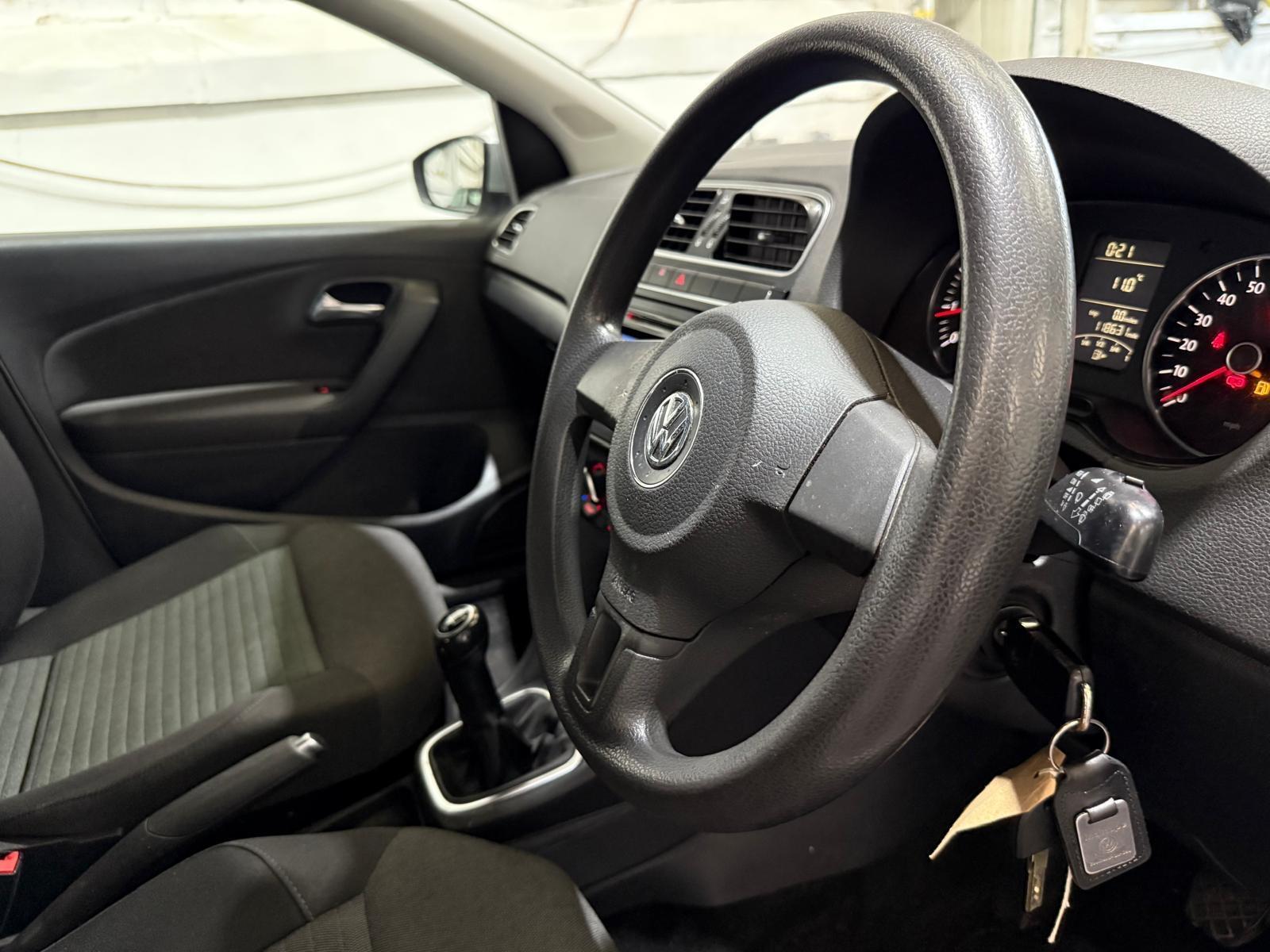 Volkswagen Polo - Image 18