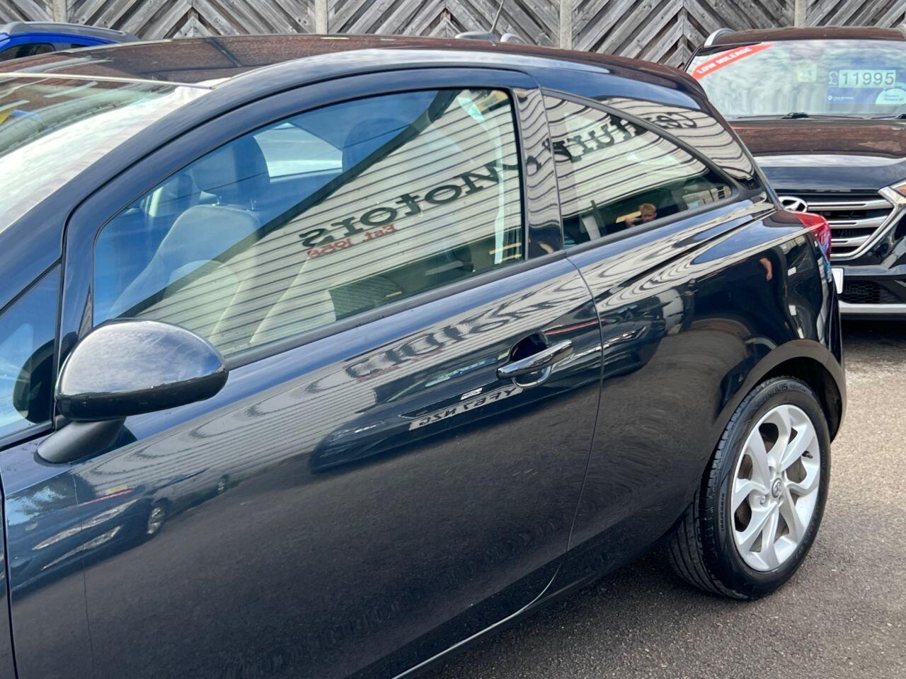 Vauxhall Corsa - Image 13