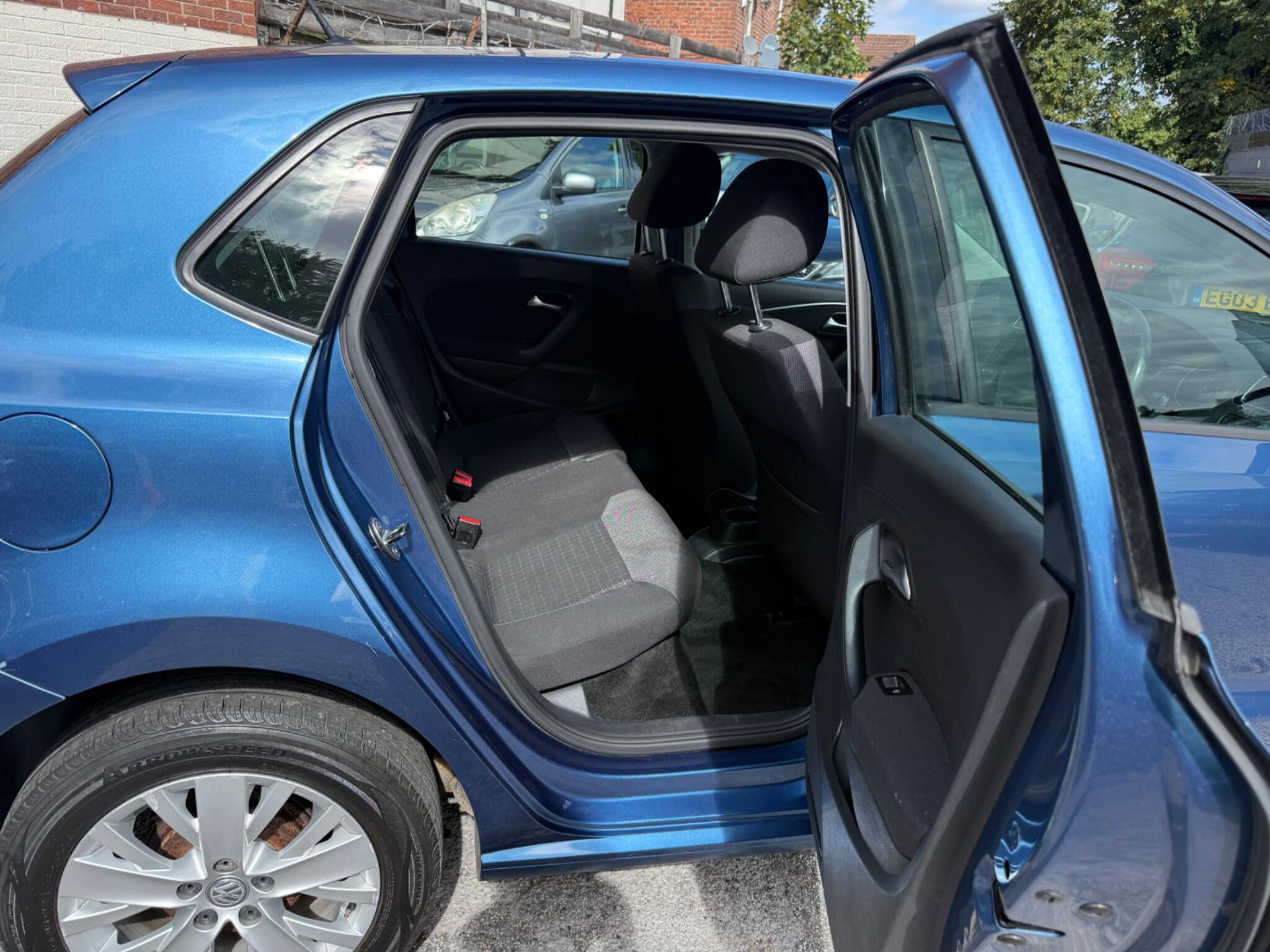 Volkswagen Polo - Image 19