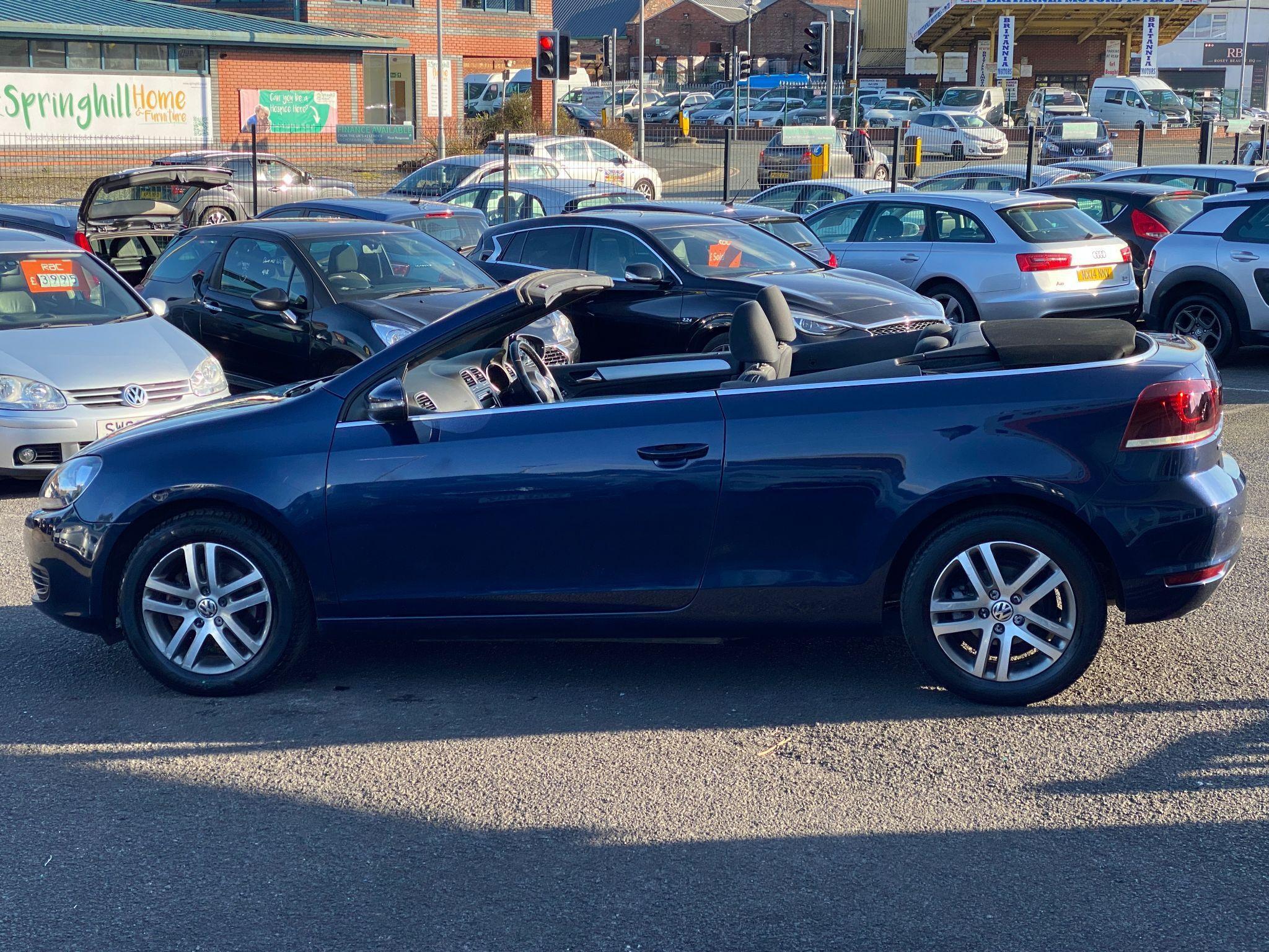 Volkswagen Golf - Image 14