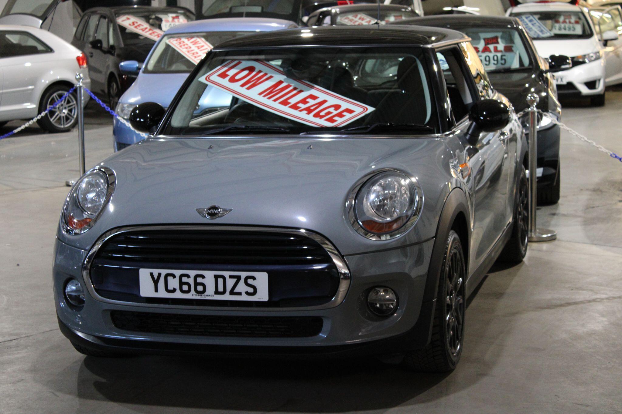 MINI Hatch - Image 10