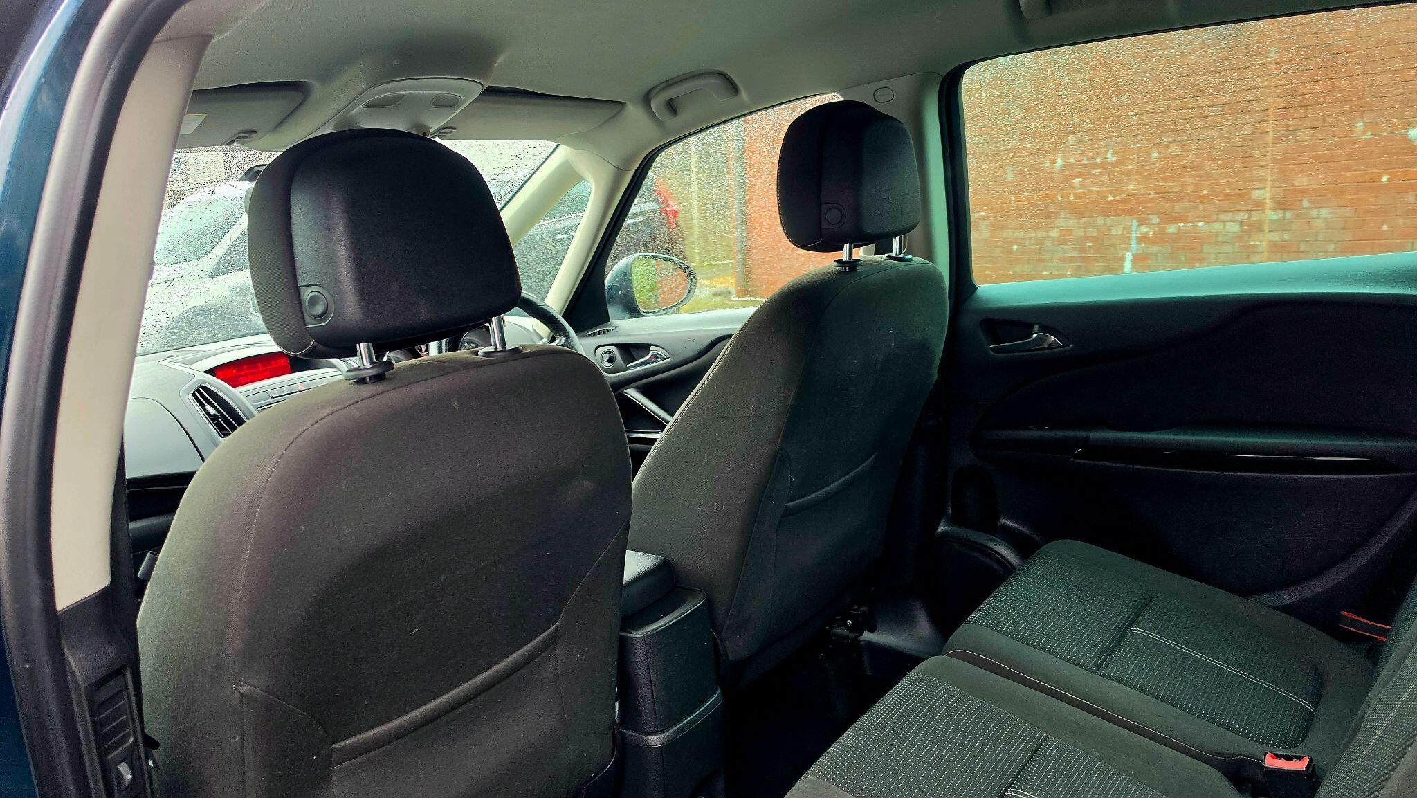 Vauxhall Zafira Tourer - Image 17