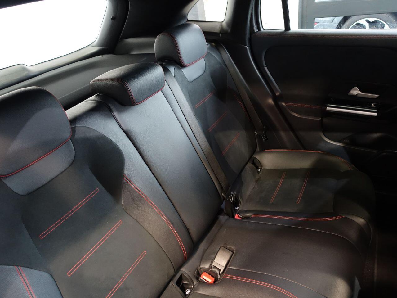 Mercedes-benz GLA - Image 9