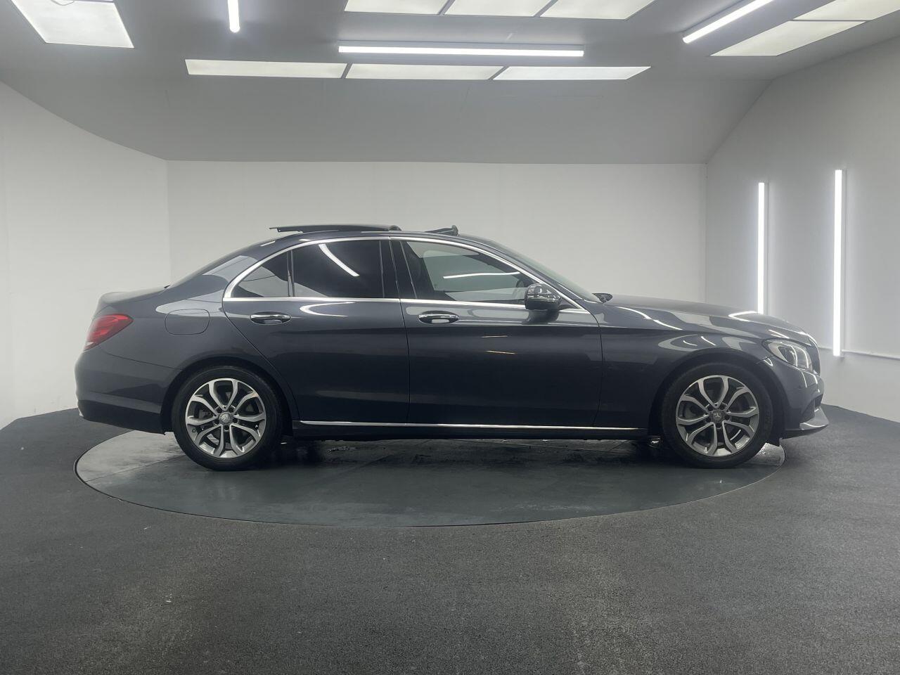 Mercedes C-Class - Image 11